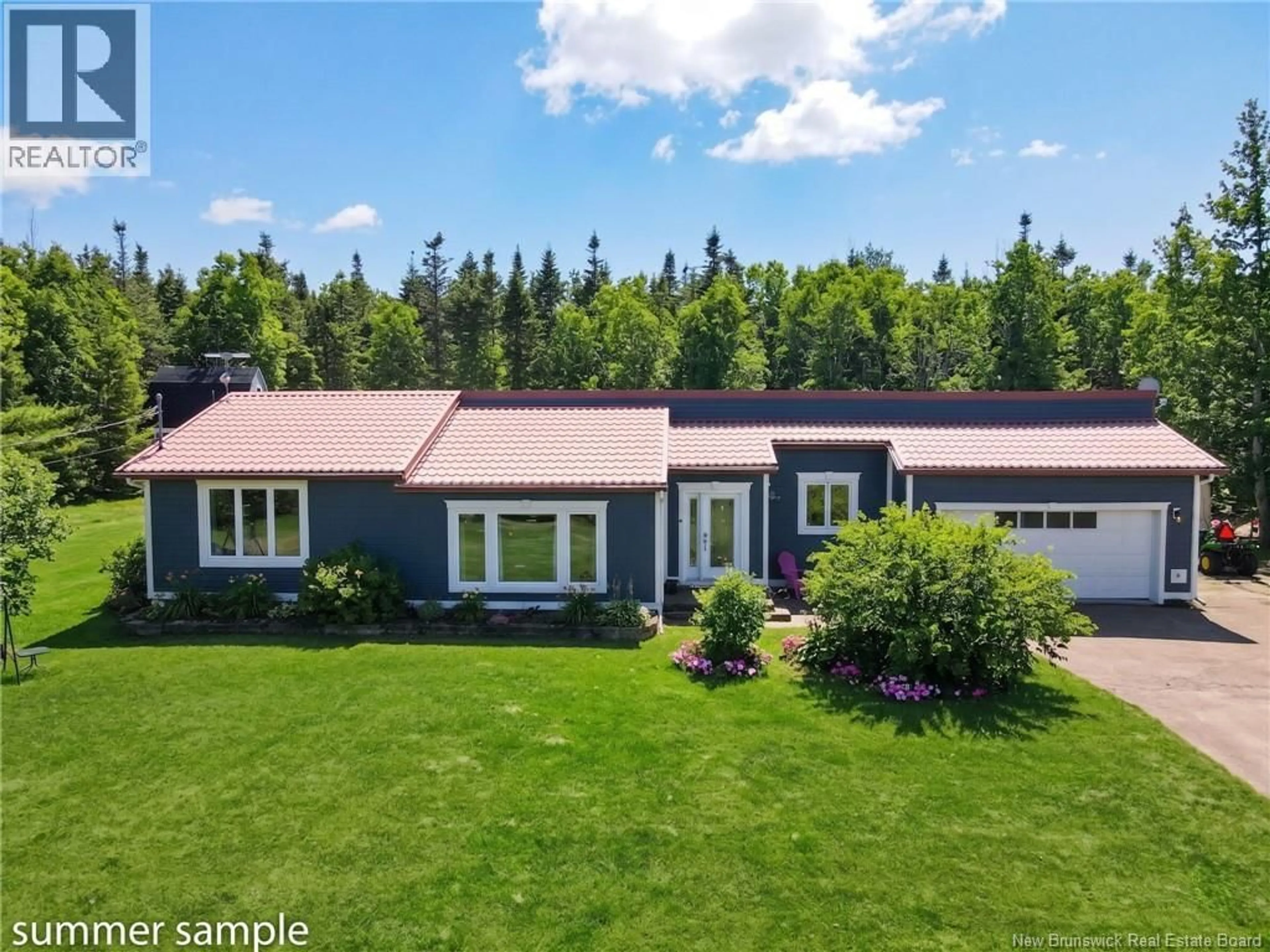 A pic from outside/outdoor area/front of a property/back of a property/a pic from drone, street for 915 DAWSON, Dawson Settlement New Brunswick E4H1Z4