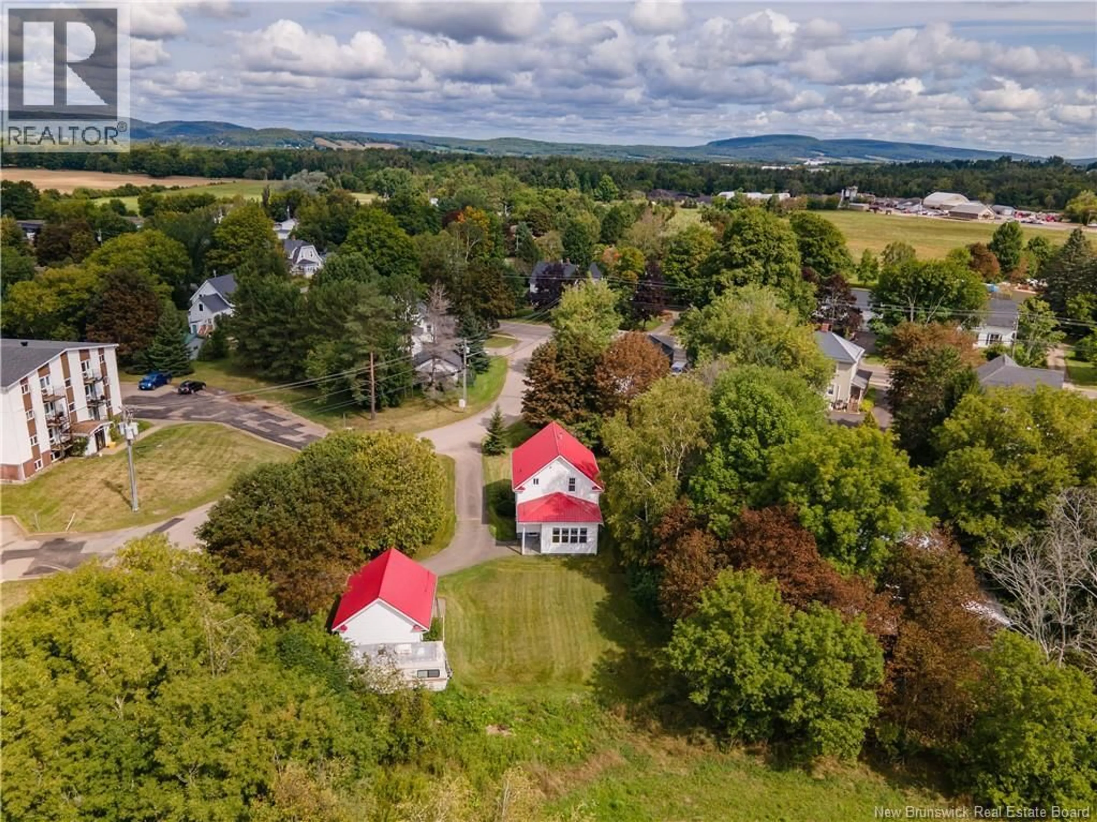 A pic from outside/outdoor area/front of a property/back of a property/a pic from drone, mountain view for 6 GREEN VALLEY, Sussex Corner New Brunswick E4E3B5