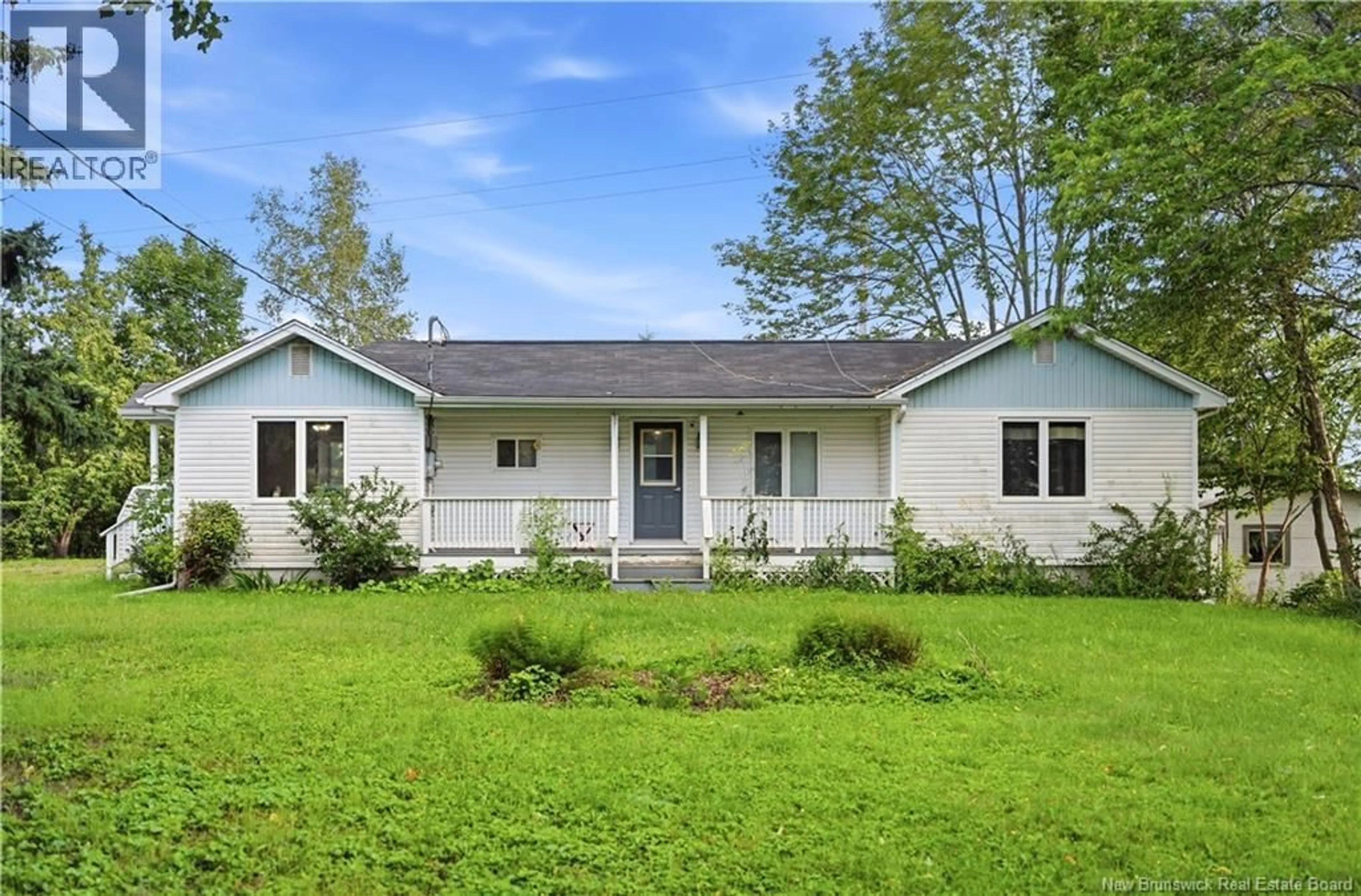 Home with vinyl exterior material, unknown for 318 HIGHLANDVIEW ROAD, Moncton New Brunswick E1A2L3