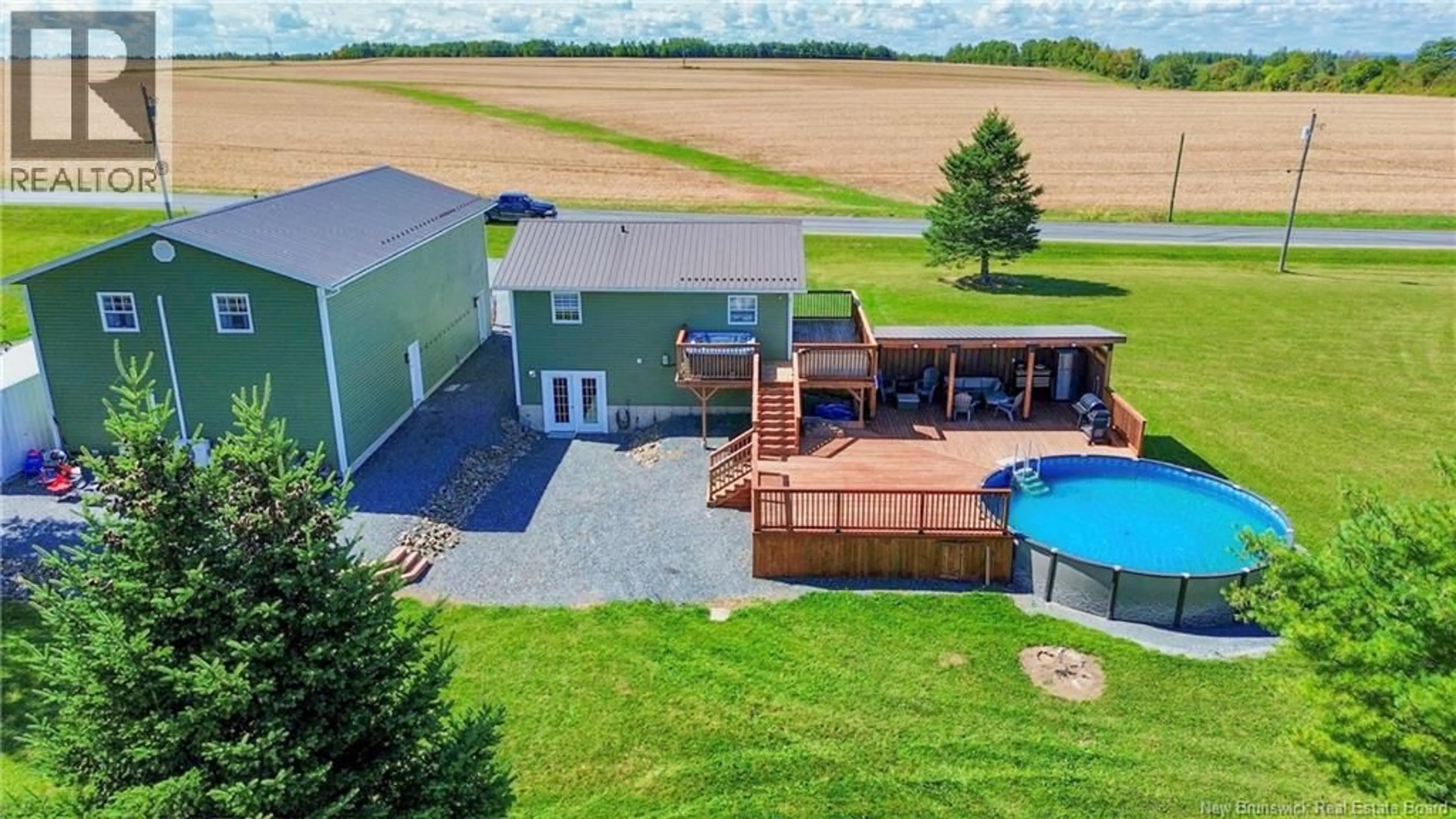 A pic from outside/outdoor area/front of a property/back of a property/a pic from drone, water/lake/river/ocean view for 520 WILMOT ROAD, Wilmot New Brunswick E7P2W7