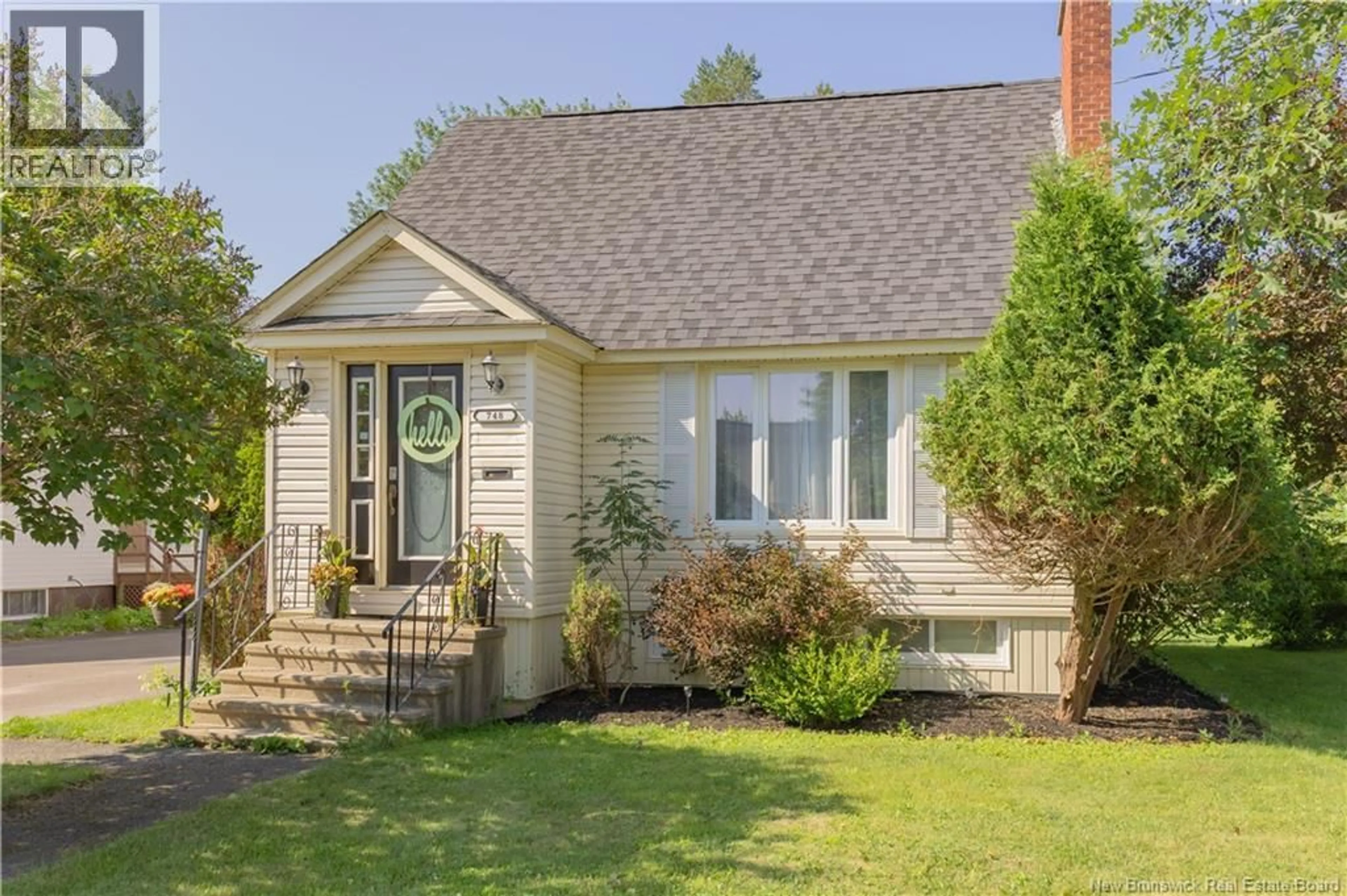 Home with vinyl exterior material, street for 748 ATHLONE STREET, Fredericton New Brunswick E3A3A9