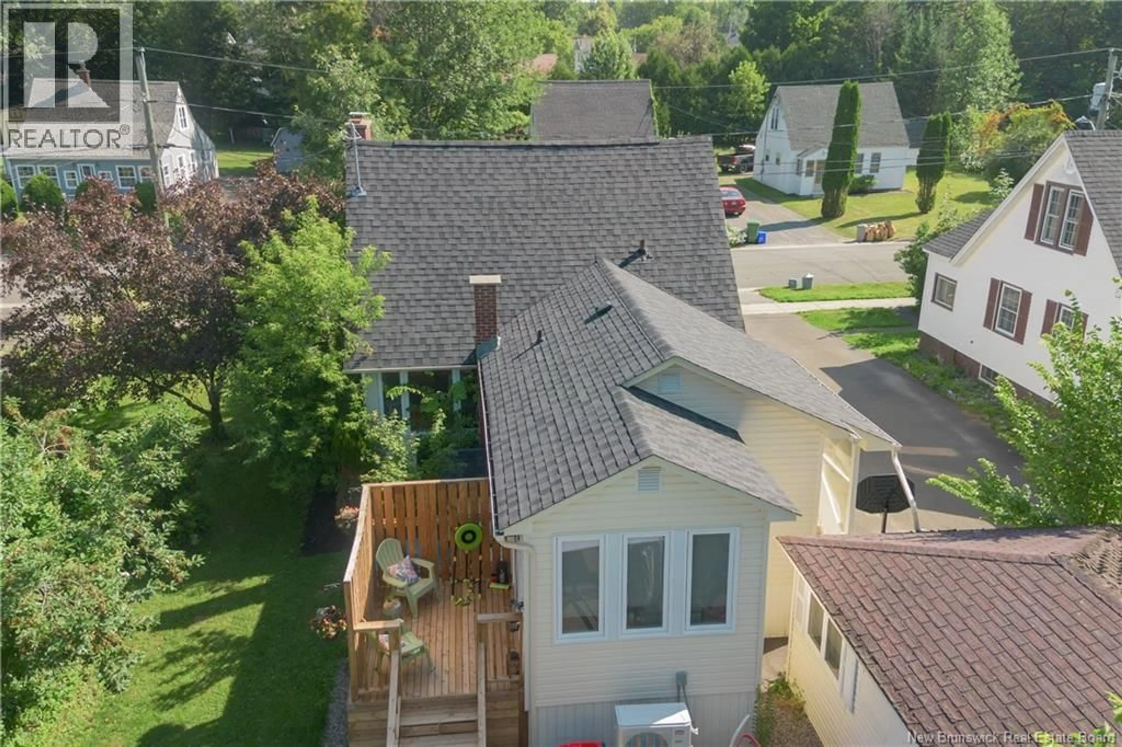 A pic from outside/outdoor area/front of a property/back of a property/a pic from drone, unknown for 748 ATHLONE STREET, Fredericton New Brunswick E3A3A9
