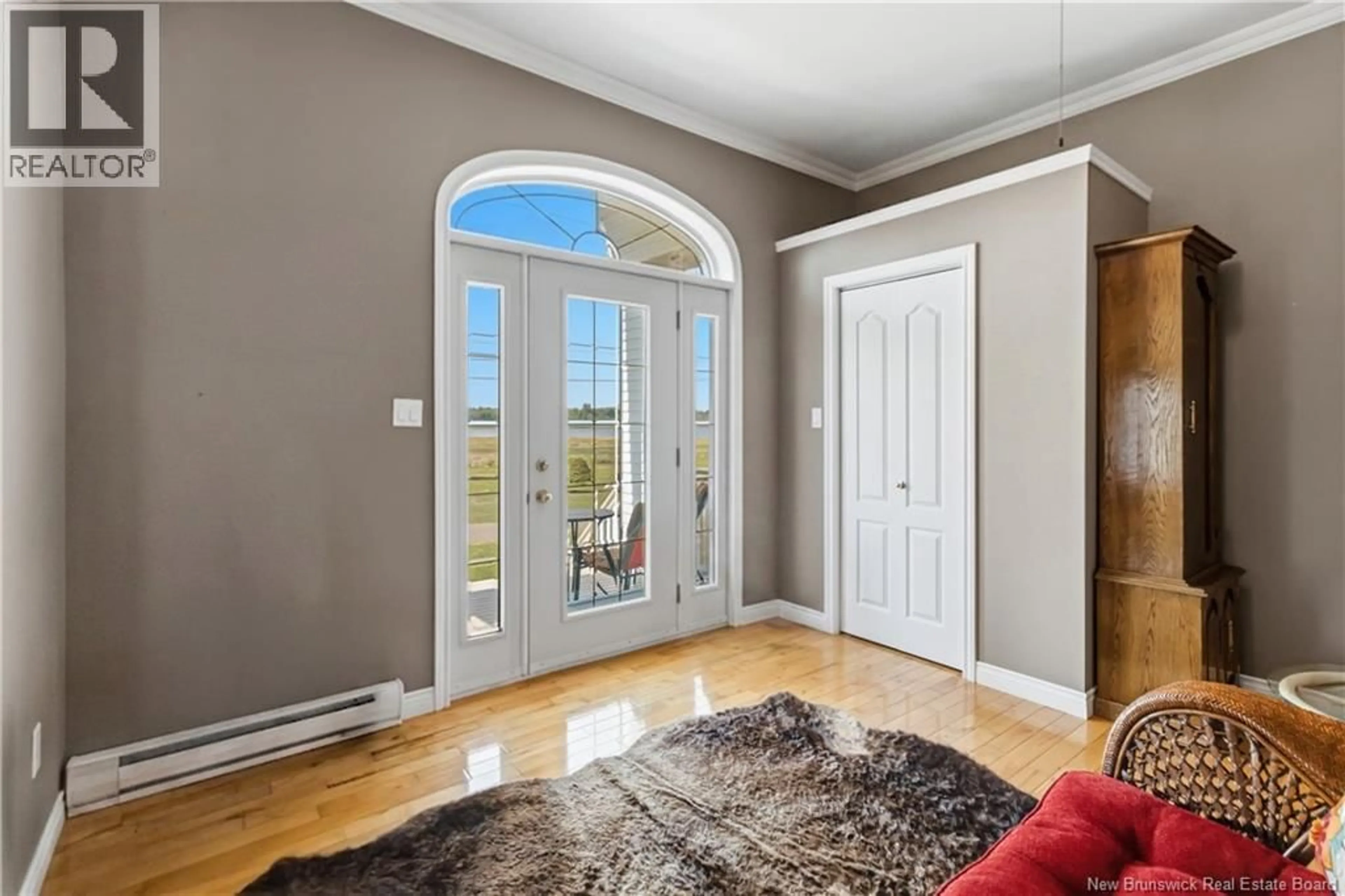 Indoor entryway for 40 ACADIE, Bouctouche New Brunswick E4S2T2
