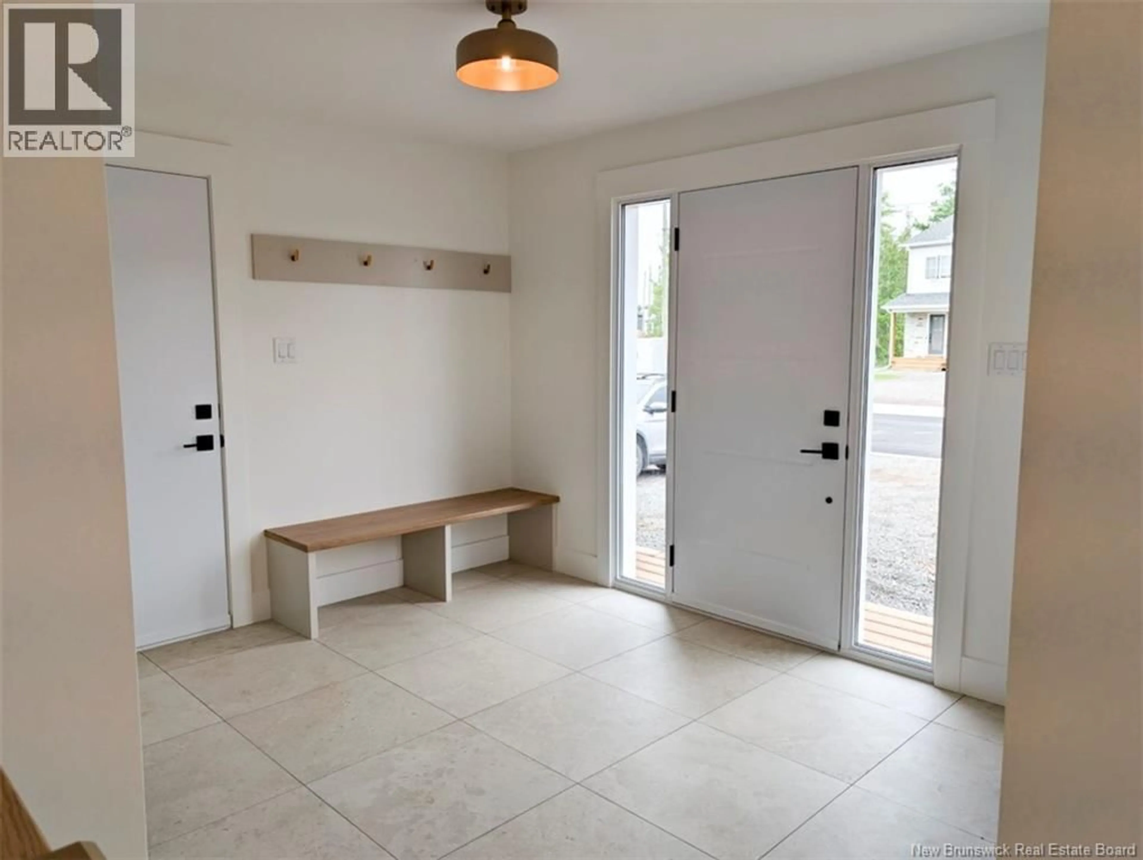 Indoor entryway for 193 RACHEL STREET, Moncton New Brunswick E1G2V5