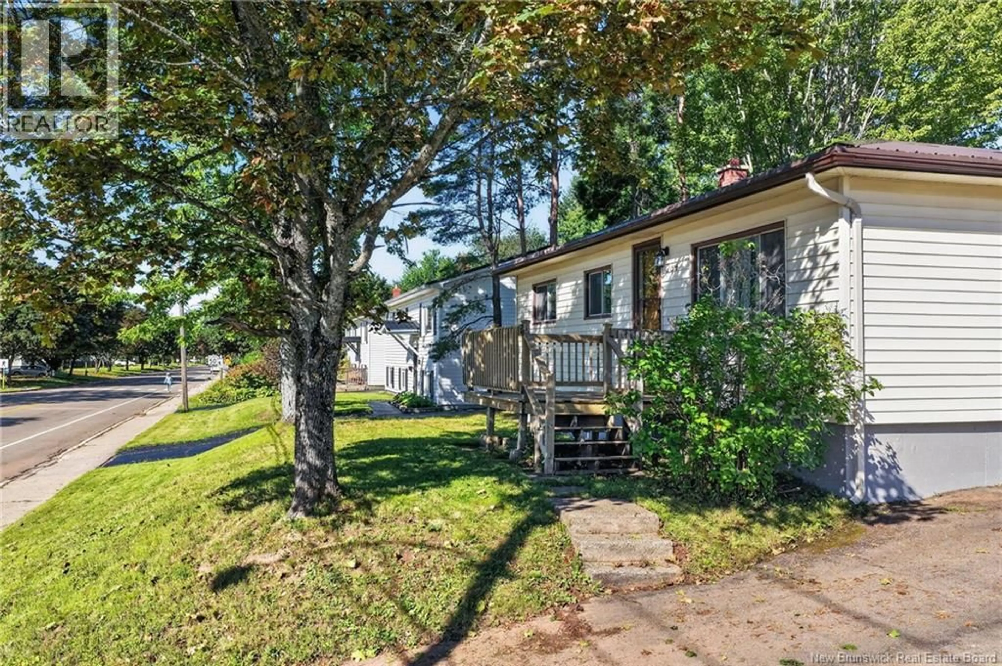 A pic from outside/outdoor area/front of a property/back of a property/a pic from drone, unknown for 284 WHITEPINE ROAD, Riverview New Brunswick E1B3M2