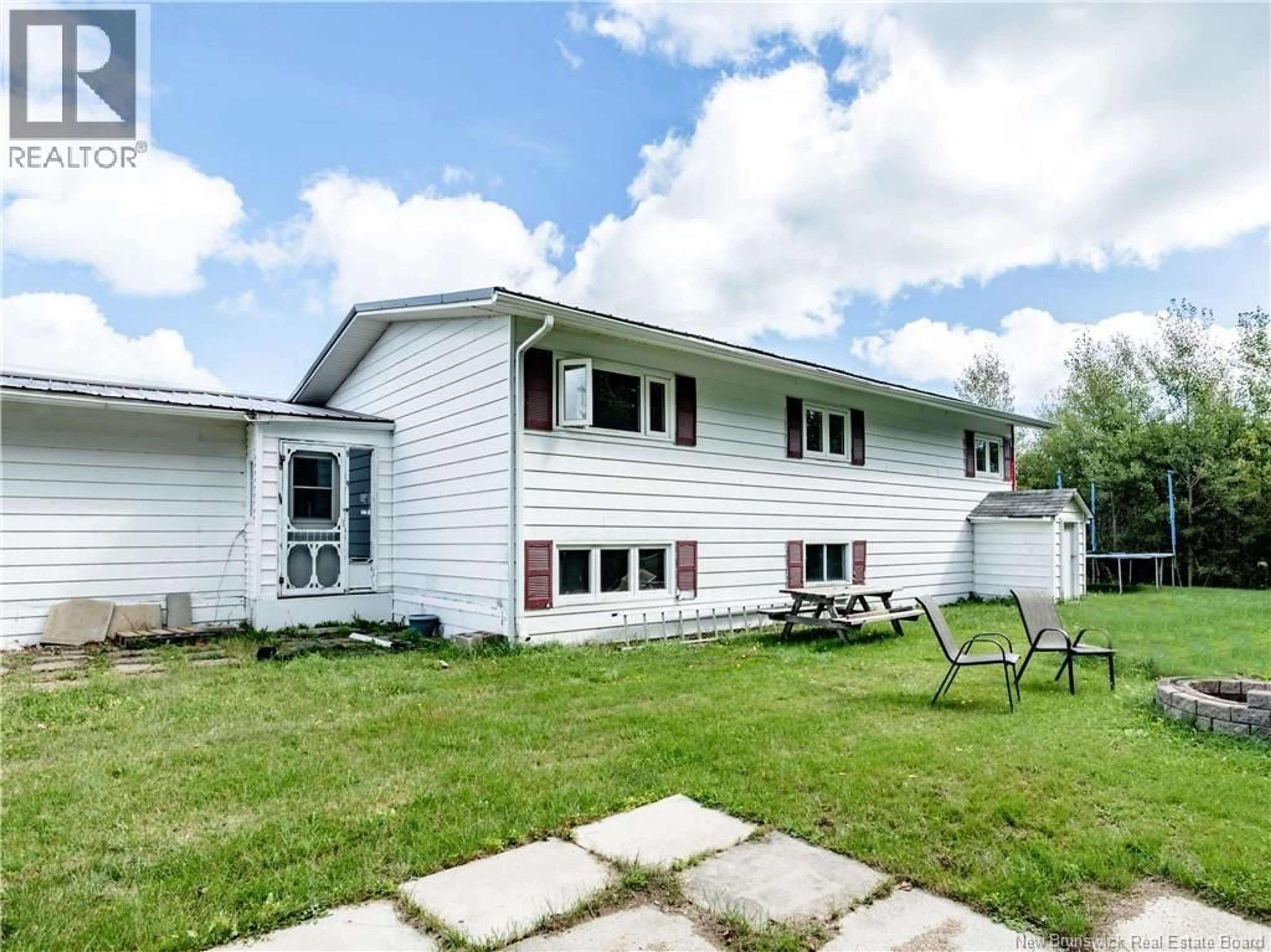 Home with vinyl exterior material, unknown for 178 MAIN STREET, Rexton New Brunswick E4W2A8