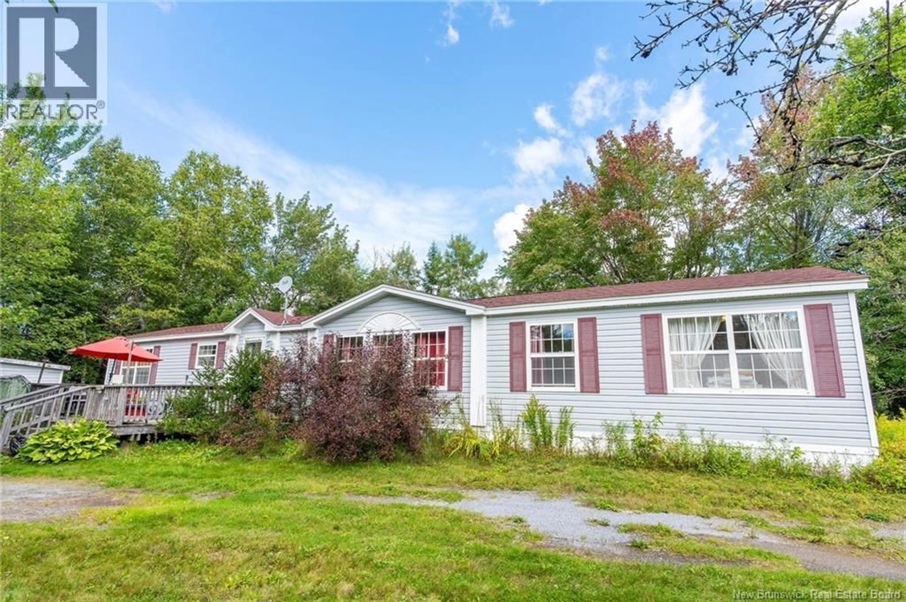 Home with vinyl exterior material, unknown for 1 HOLLY STREET, Baxters Corner New Brunswick E2S2M9