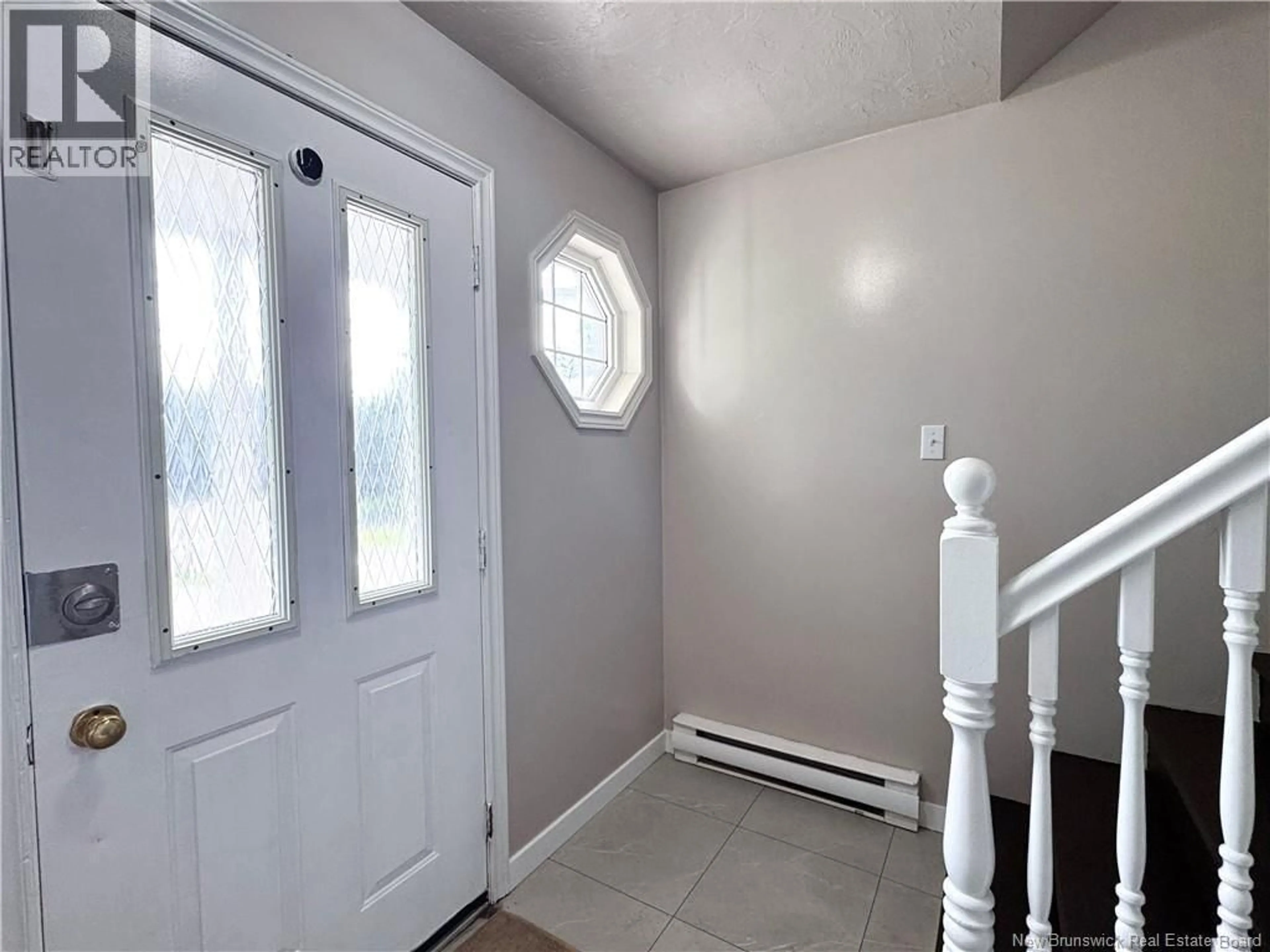 Indoor entryway for 51 SHEFFIELD COURT, Moncton New Brunswick E1G2J2
