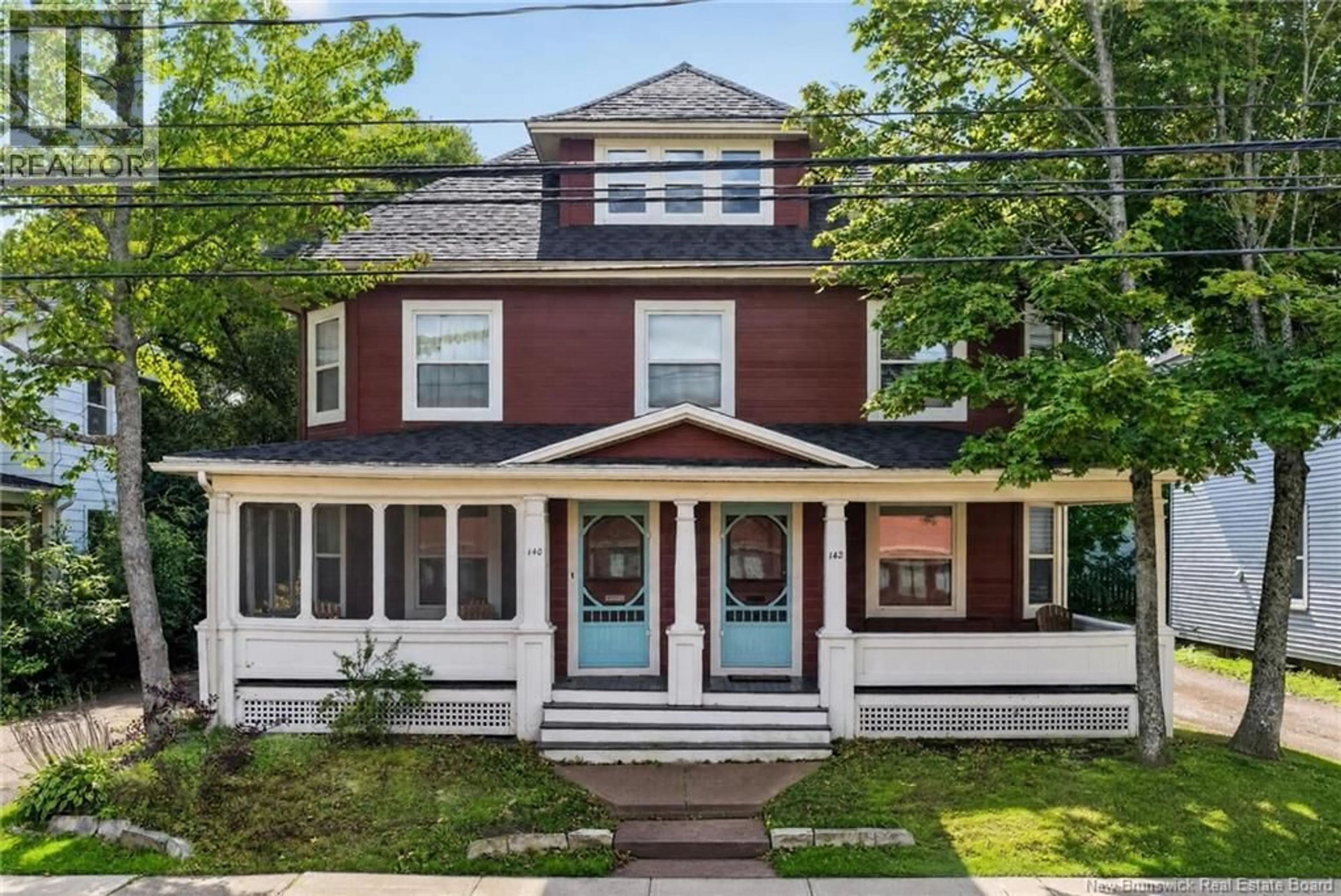 Home with vinyl exterior material, street for 140-142 PARK STREET, Moncton New Brunswick E1C2B5