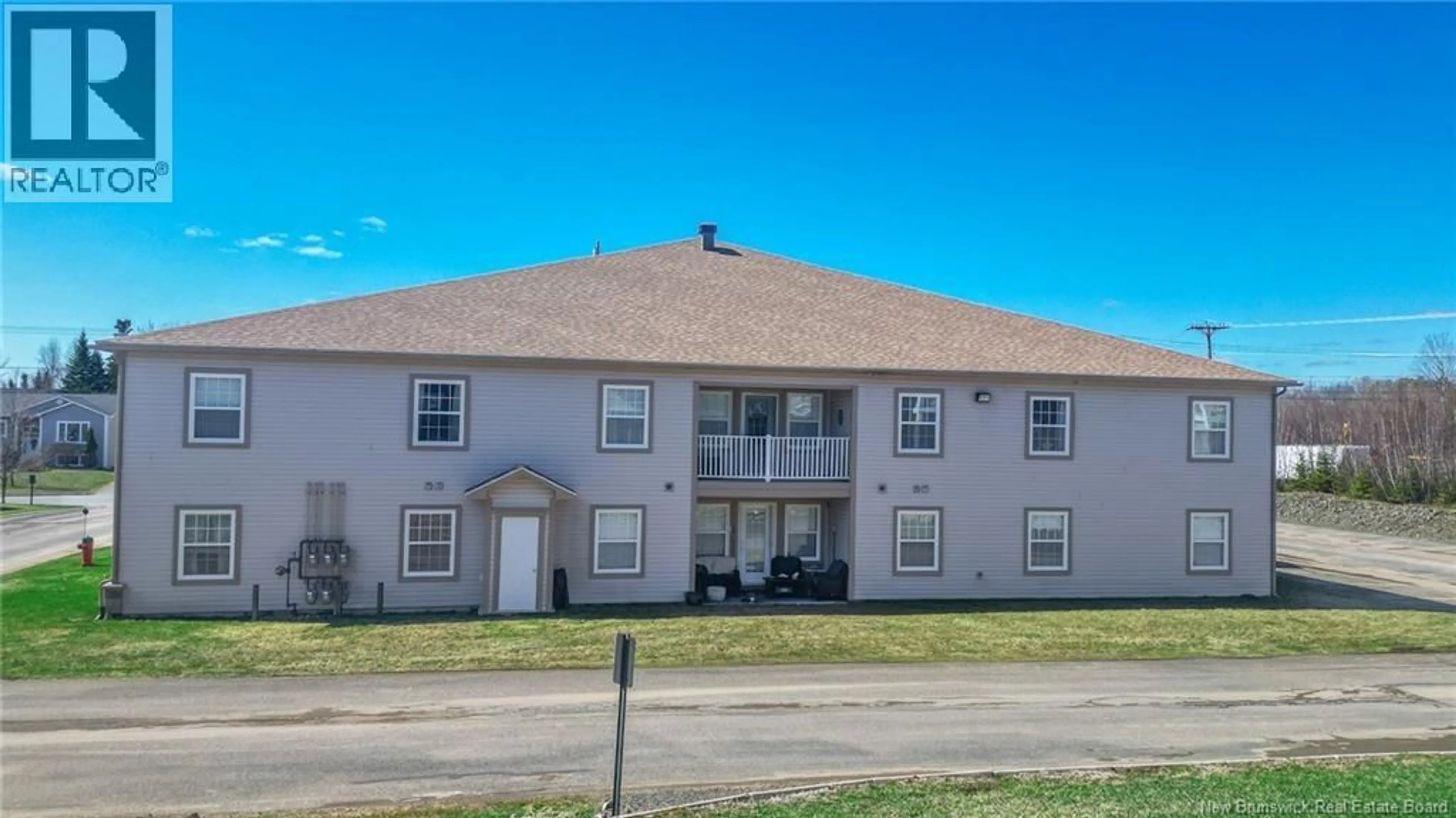 A pic from outside/outdoor area/front of a property/back of a property/a pic from drone, building for 2F - 44 BROWN BOULEVARD, Fredericton New Brunswick E3A0L8