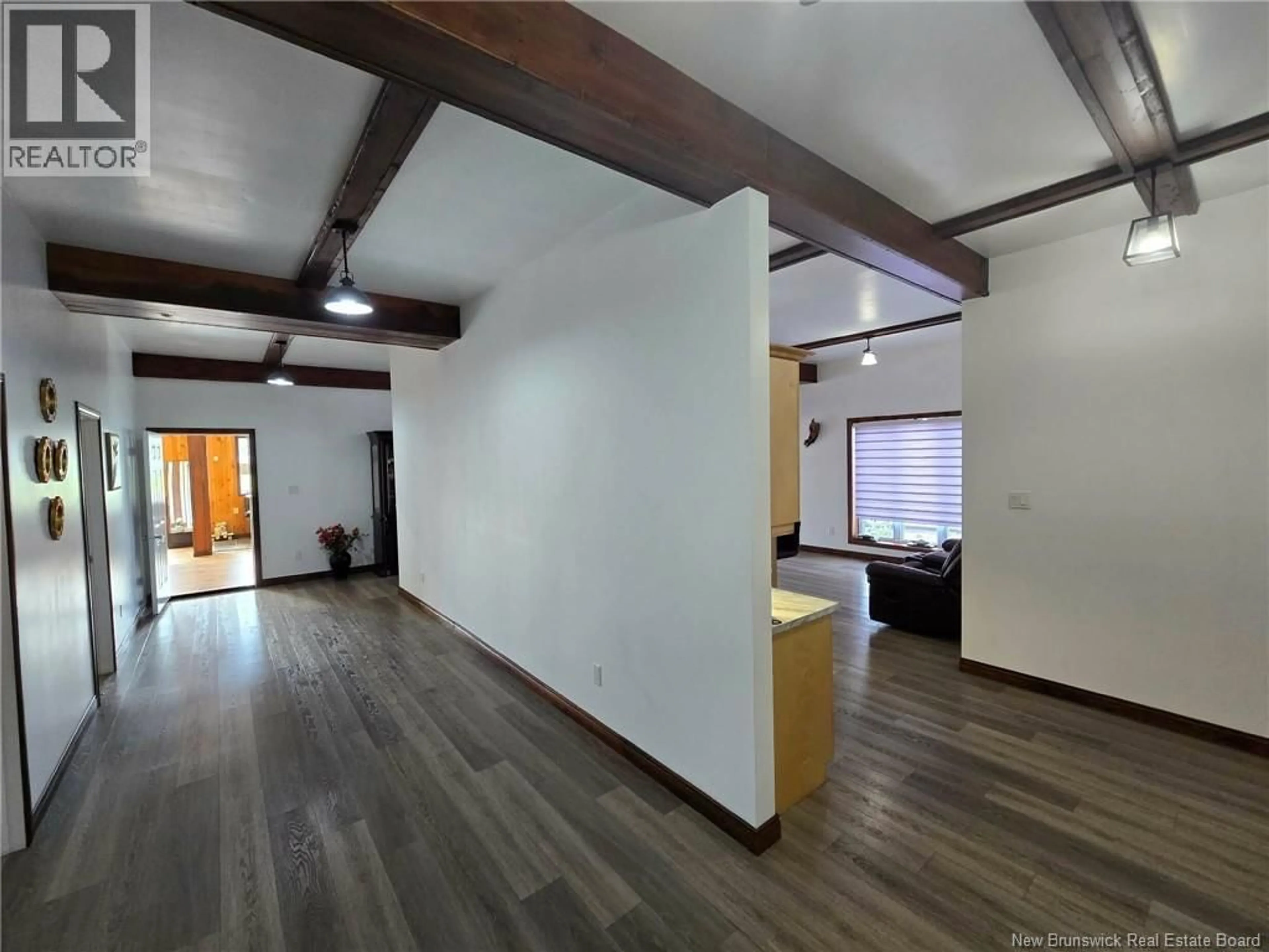 Indoor foyer for 959 PRINCIPALE, Beresford New Brunswick E2A1M7