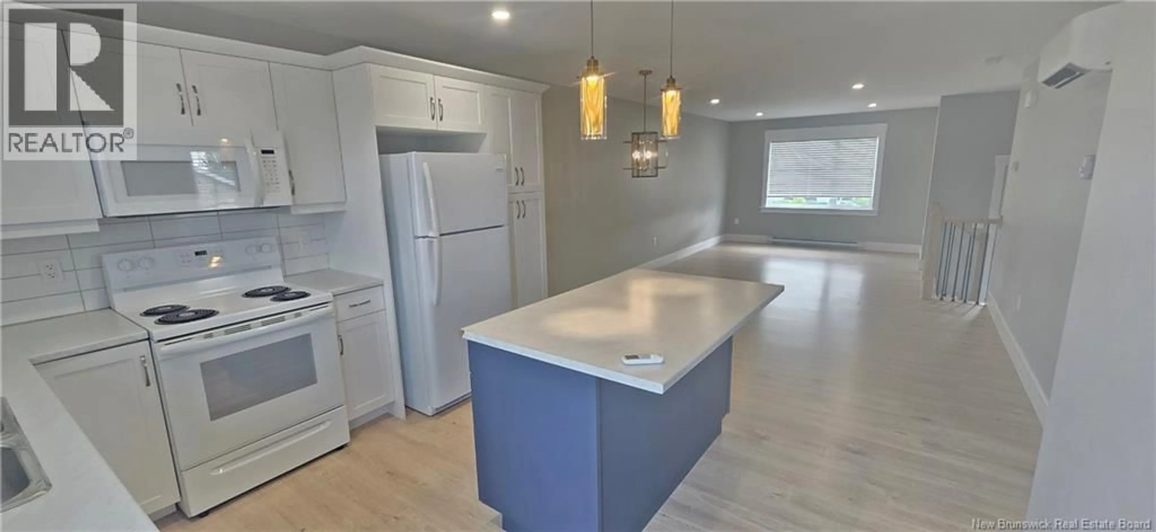 Open concept kitchen, ceramic/tile floor for 47-49 TERRIS, Moncton New Brunswick E1C7P4