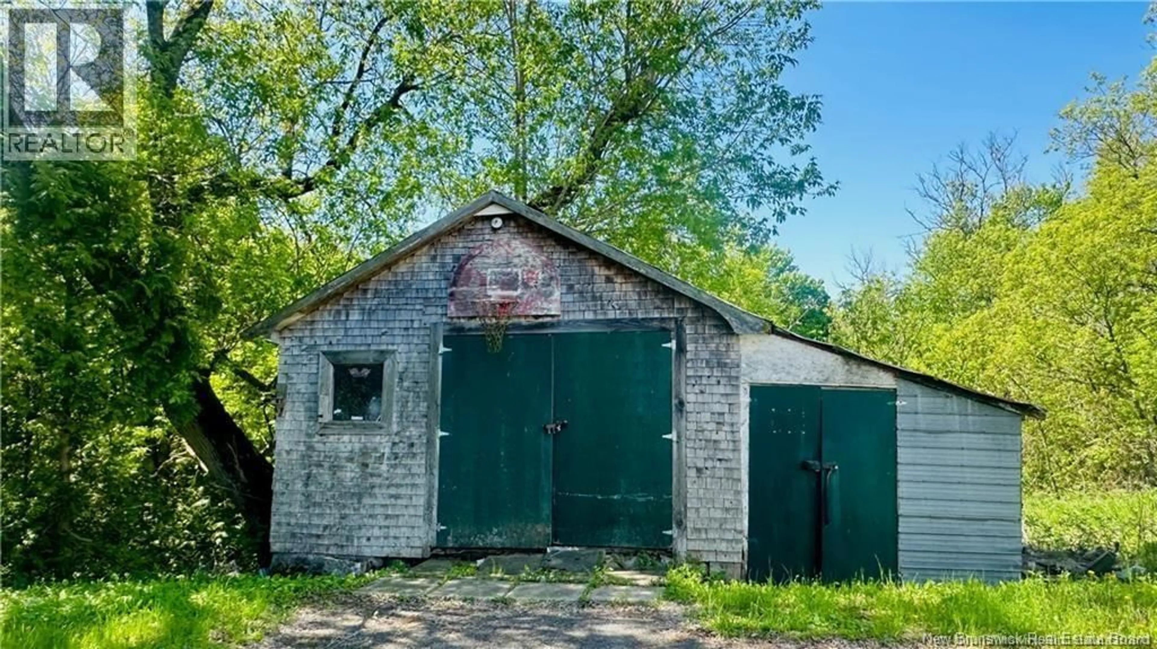 Shed for 105 ROUTE, Beechwood New Brunswick E7J1V3