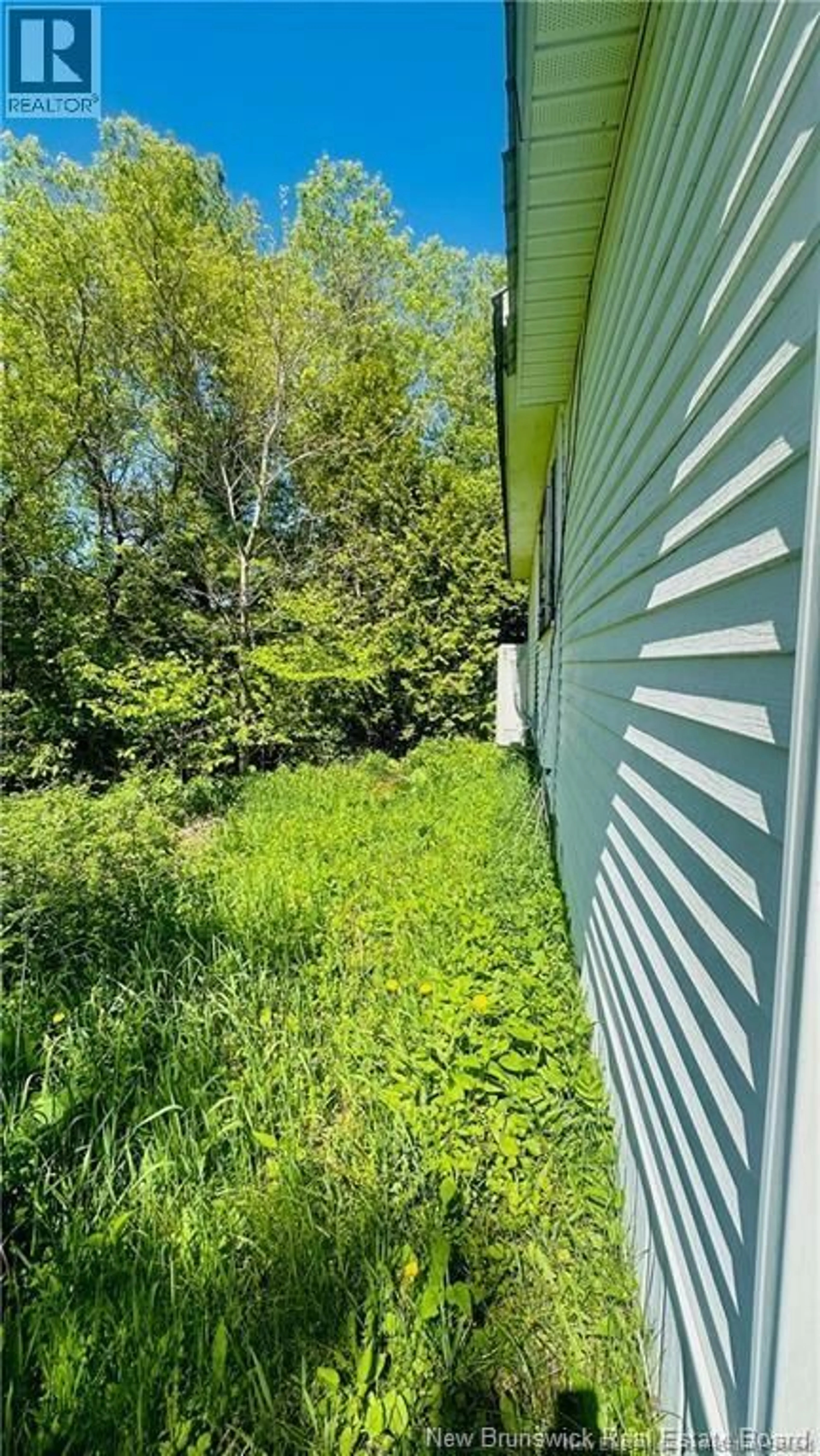 Shed for 105 ROUTE, Beechwood New Brunswick E7J1V3