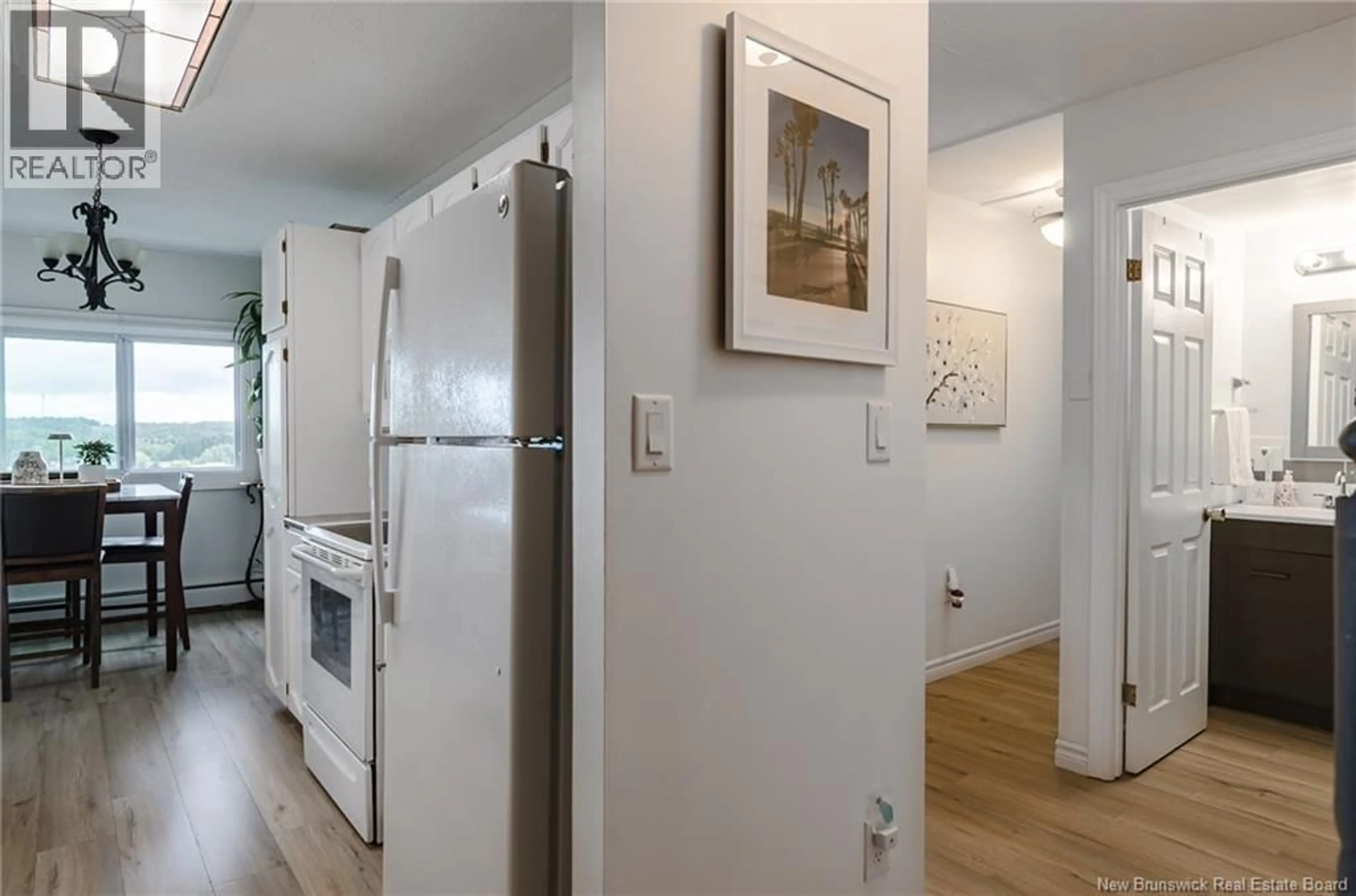 Indoor entryway for 1506 - 310 WOODWARD AVENUE, Saint John New Brunswick E2K2L1