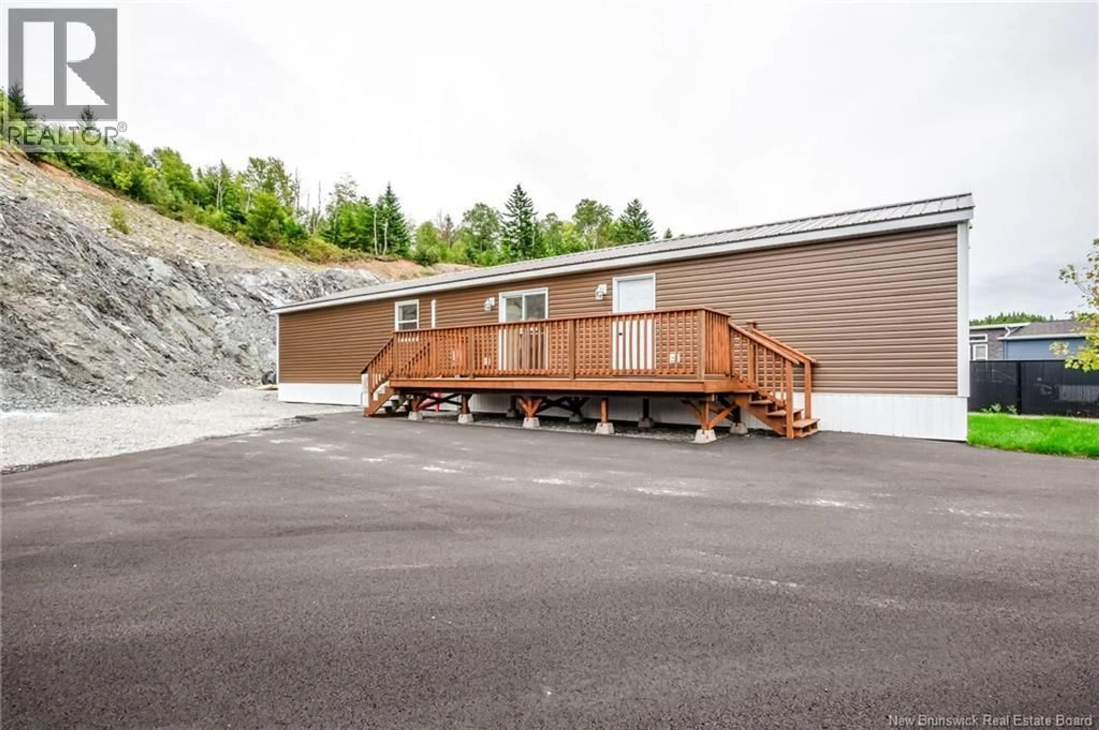 Patio, street for 100 GLEN VIEW DRIVE, Saint John New Brunswick E2H2R4