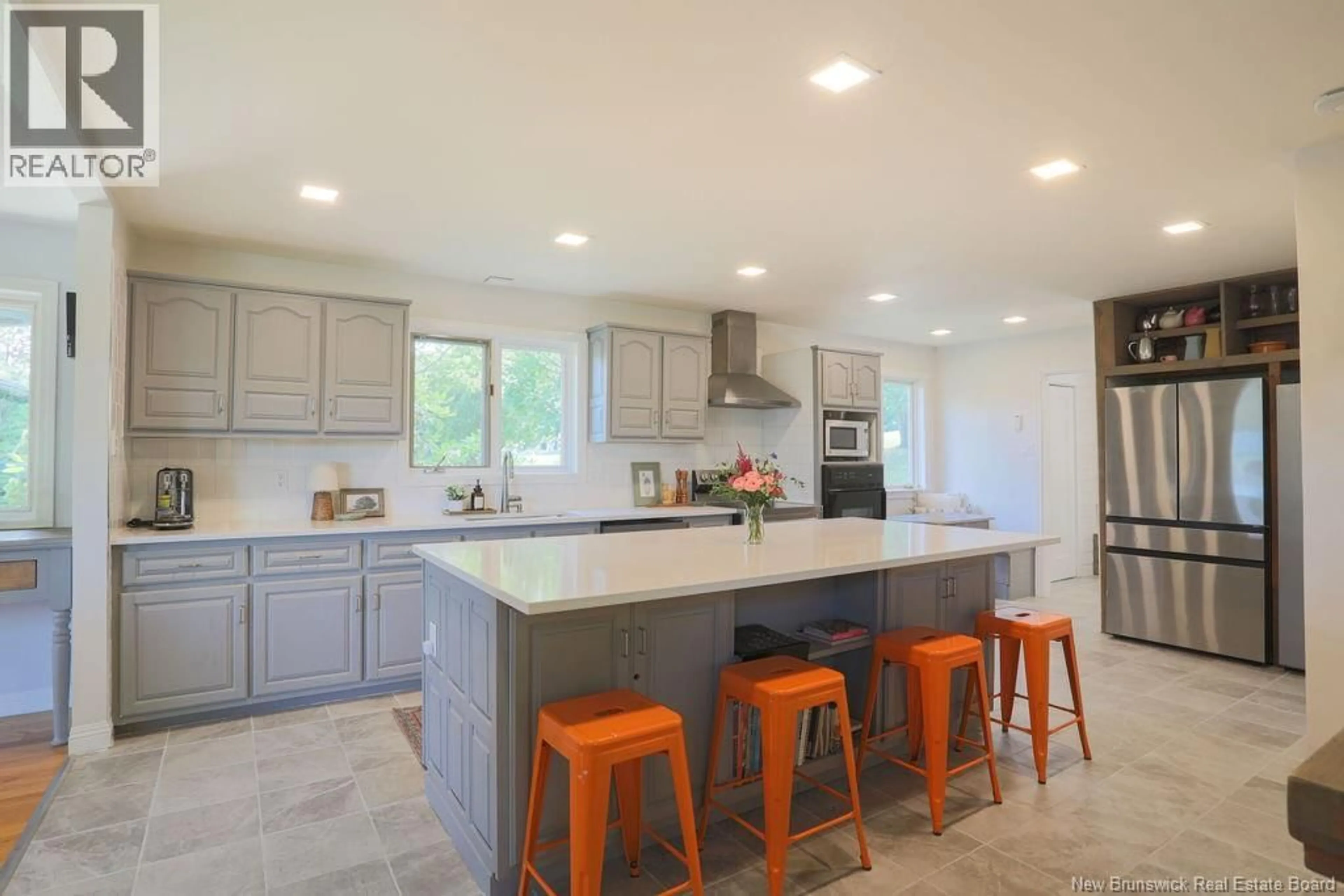 Open concept kitchen, ceramic/tile floor for 611 DARLINGS ISLAND, Hampton New Brunswick E5N8B4