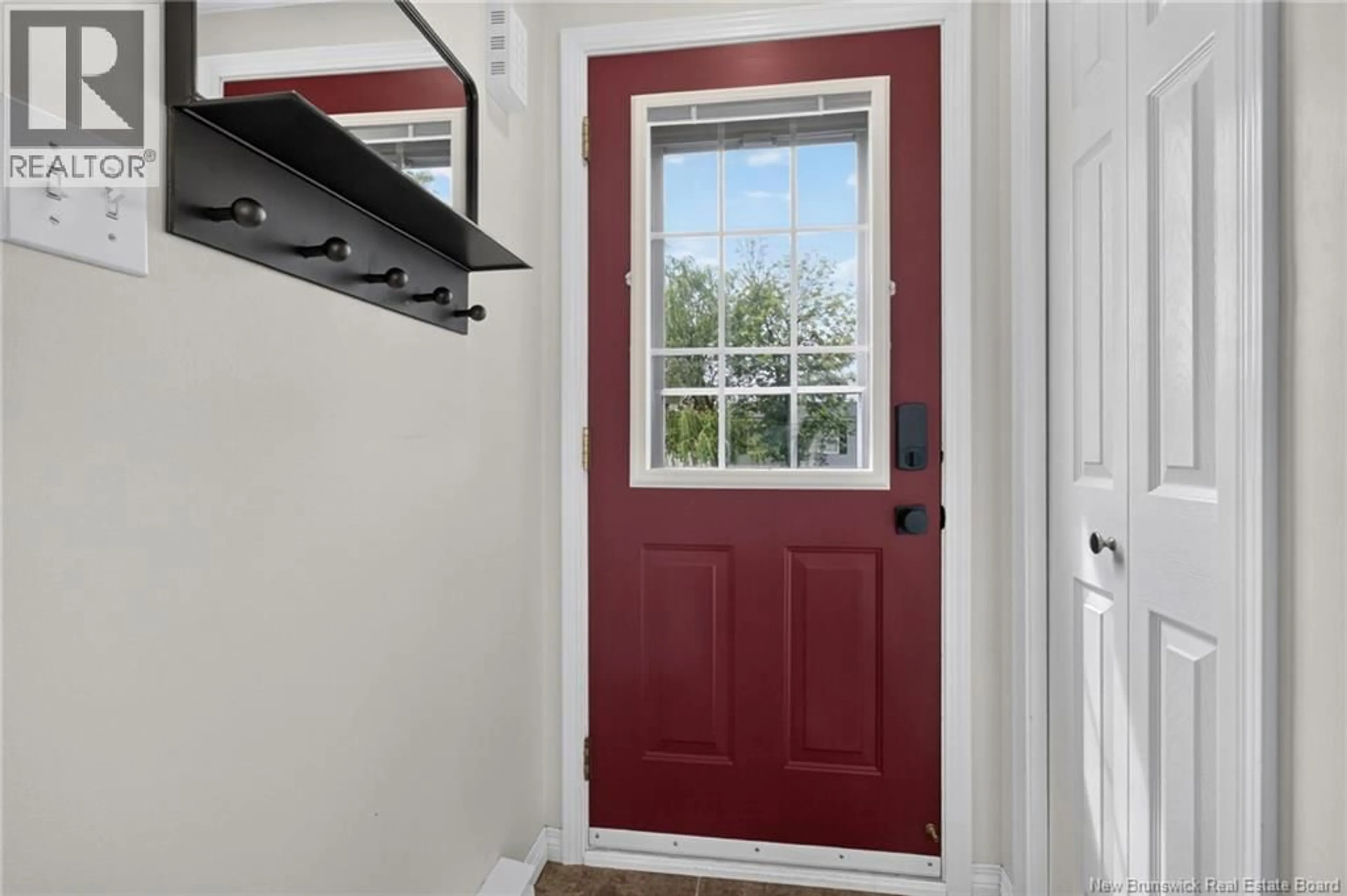 Indoor entryway for 17 ASPENWOOD STREET, Moncton New Brunswick E1H3L1