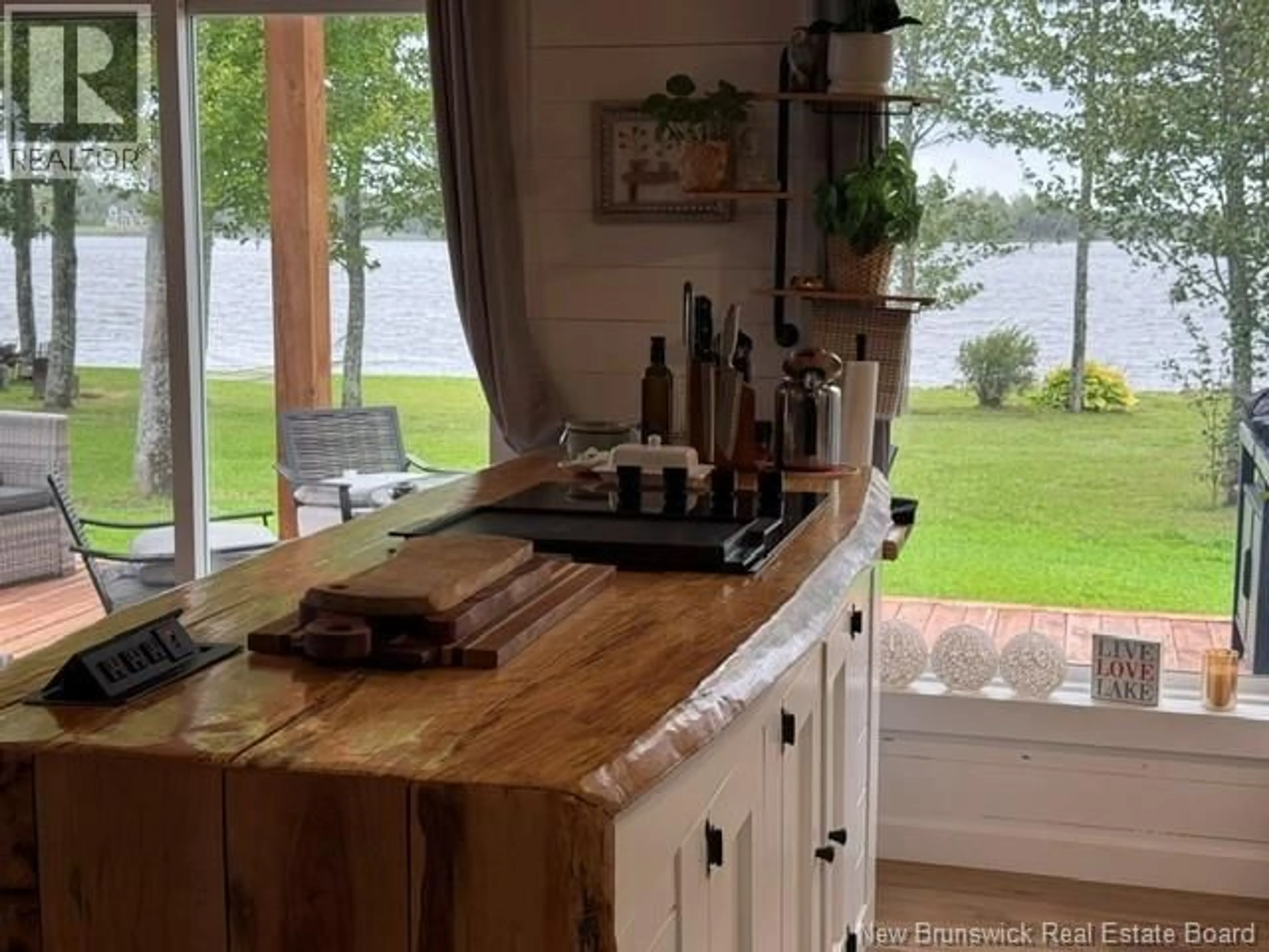 Open concept kitchen, unknown for 128 SANDY POINT, Landry Office New Brunswick E8P2L4