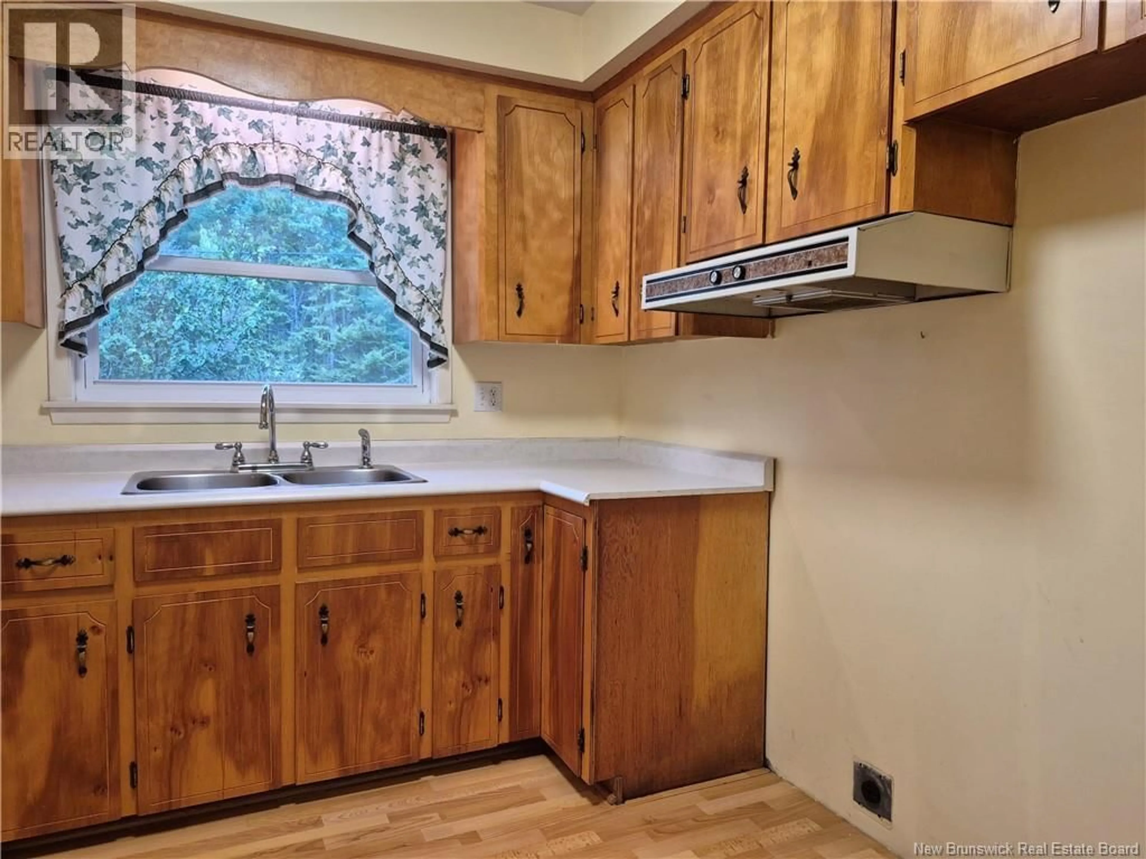 Standard kitchen, unknown for 41 BALSAM DRIVE, Rusagonis New Brunswick E3B8H1