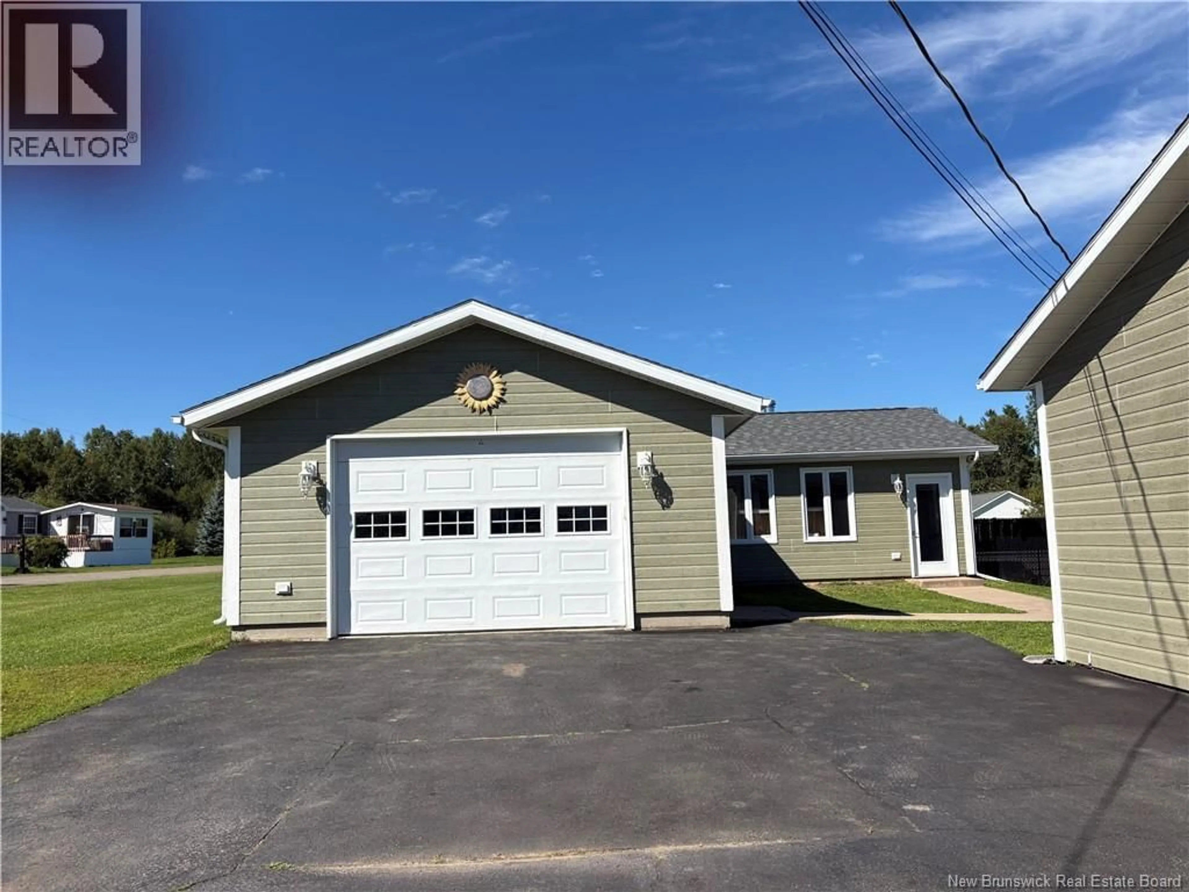 Indoor garage for 3827 ROUTE 315, Petit-Rocher New Brunswick E8J1W3
