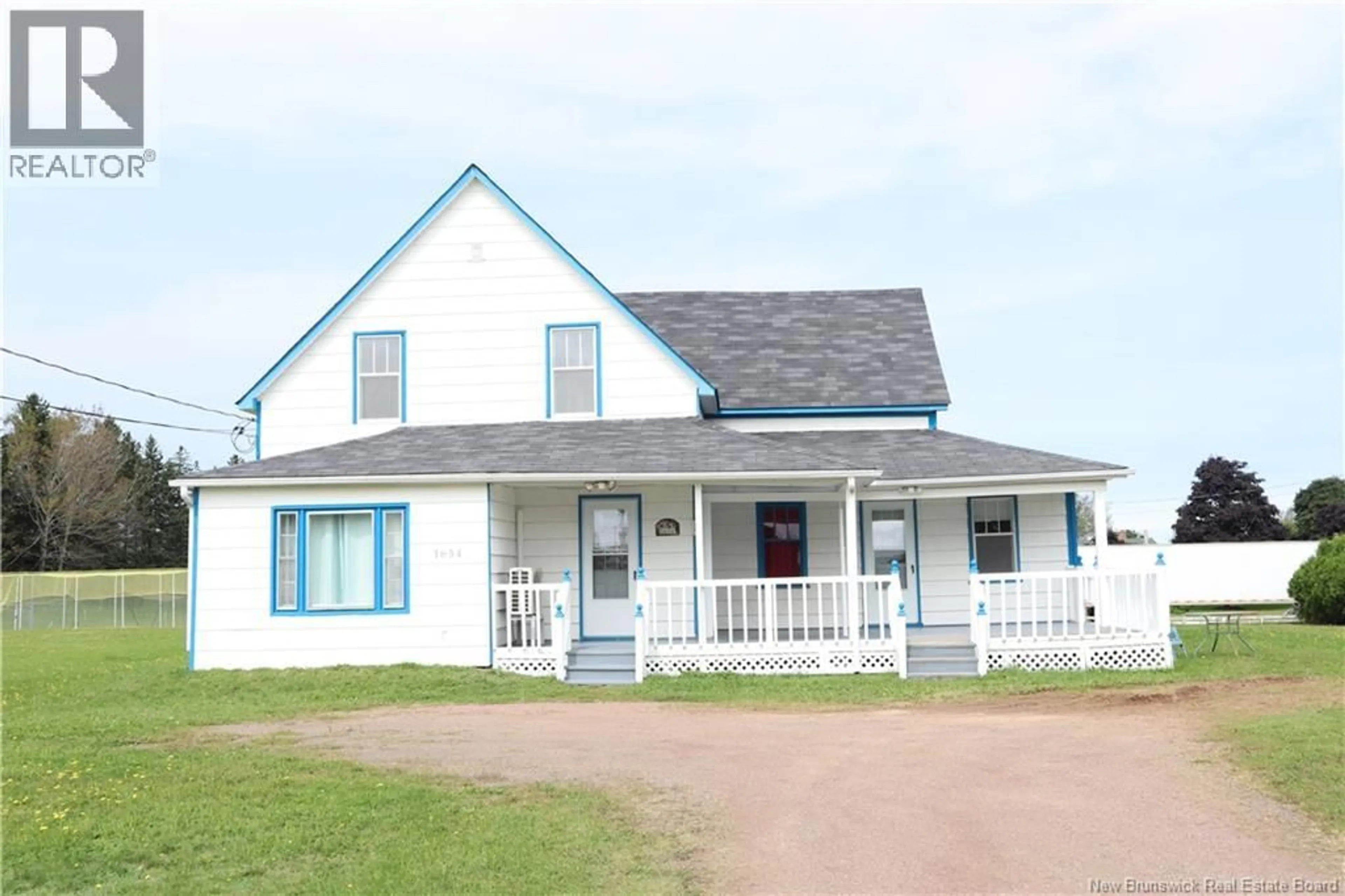 Home with vinyl exterior material, building for 1654 ROUTE 133 ROAD, Grand-Barachois New Brunswick E4P8H4