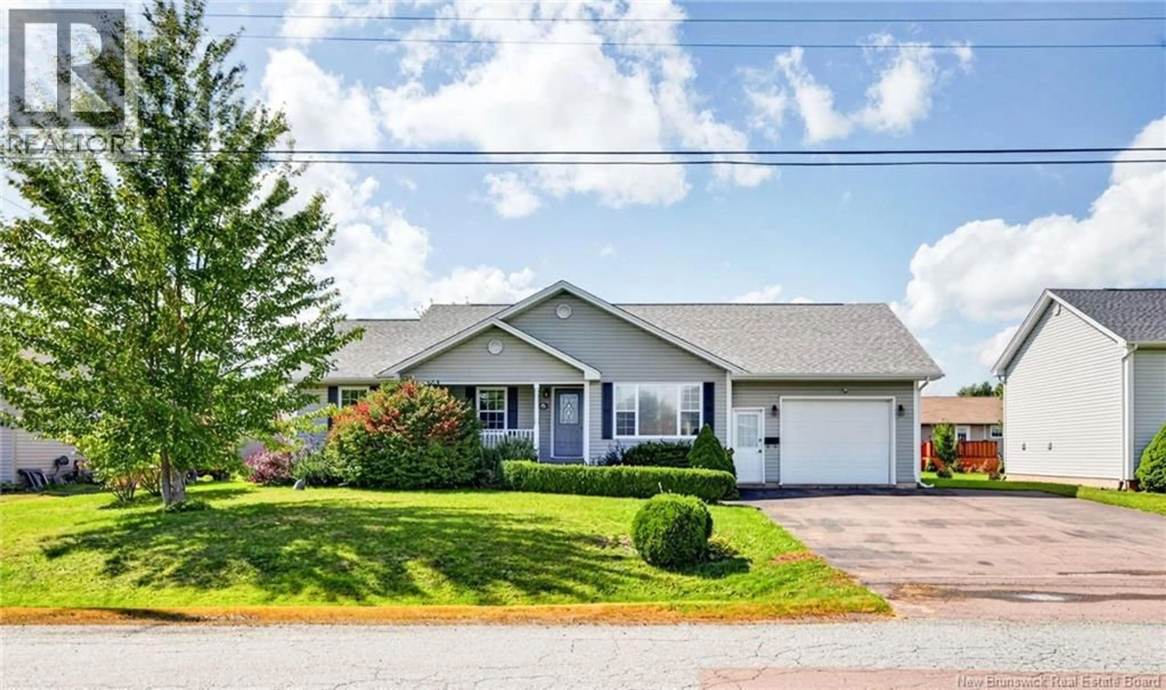 Home with vinyl exterior material, street for 6 CHAD CRESCENT, Salisbury New Brunswick E4J3N3