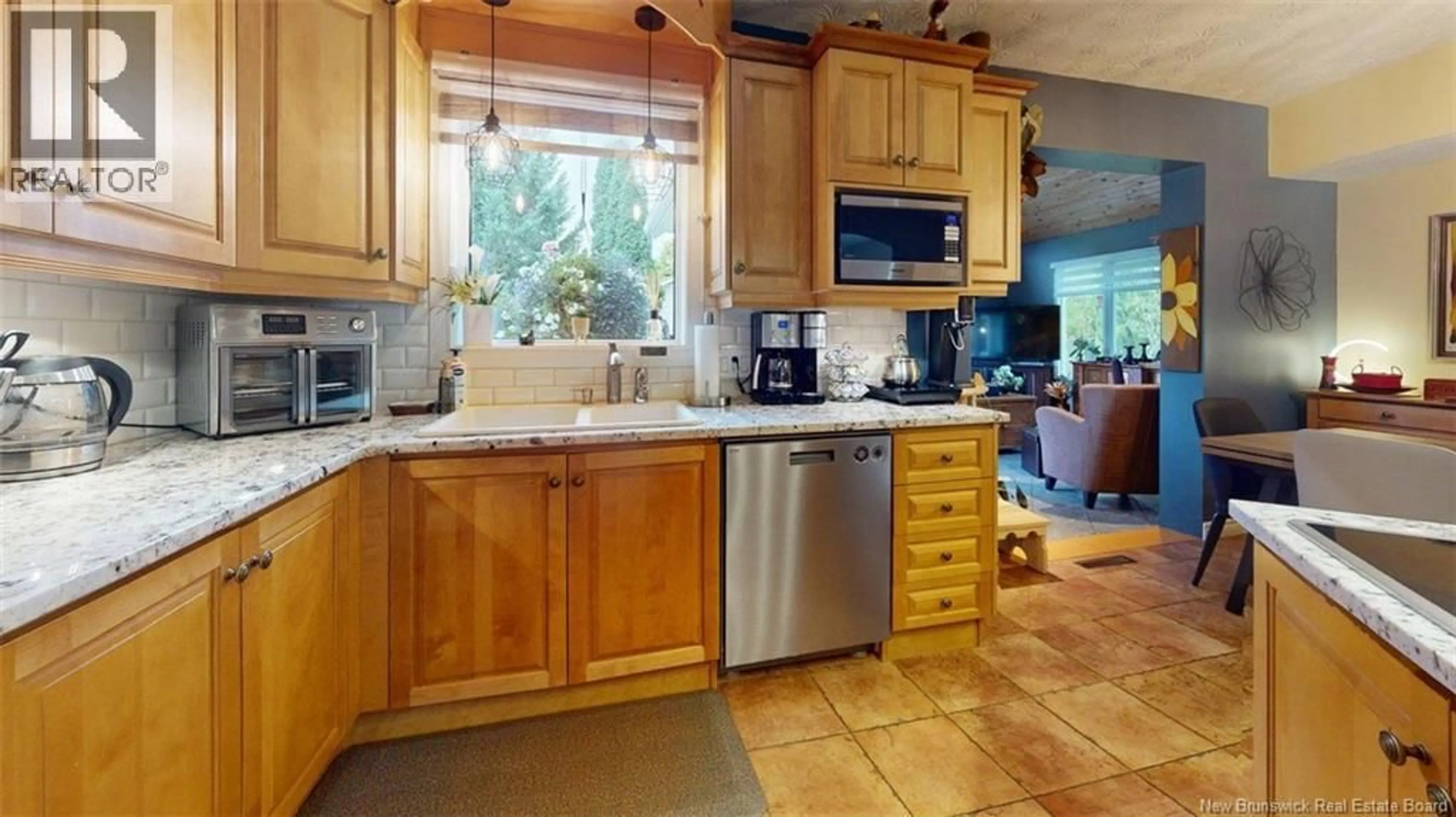 Standard kitchen, ceramic/tile floor for 43 BELISLE AVENUE, Edmundston New Brunswick E3V3W9