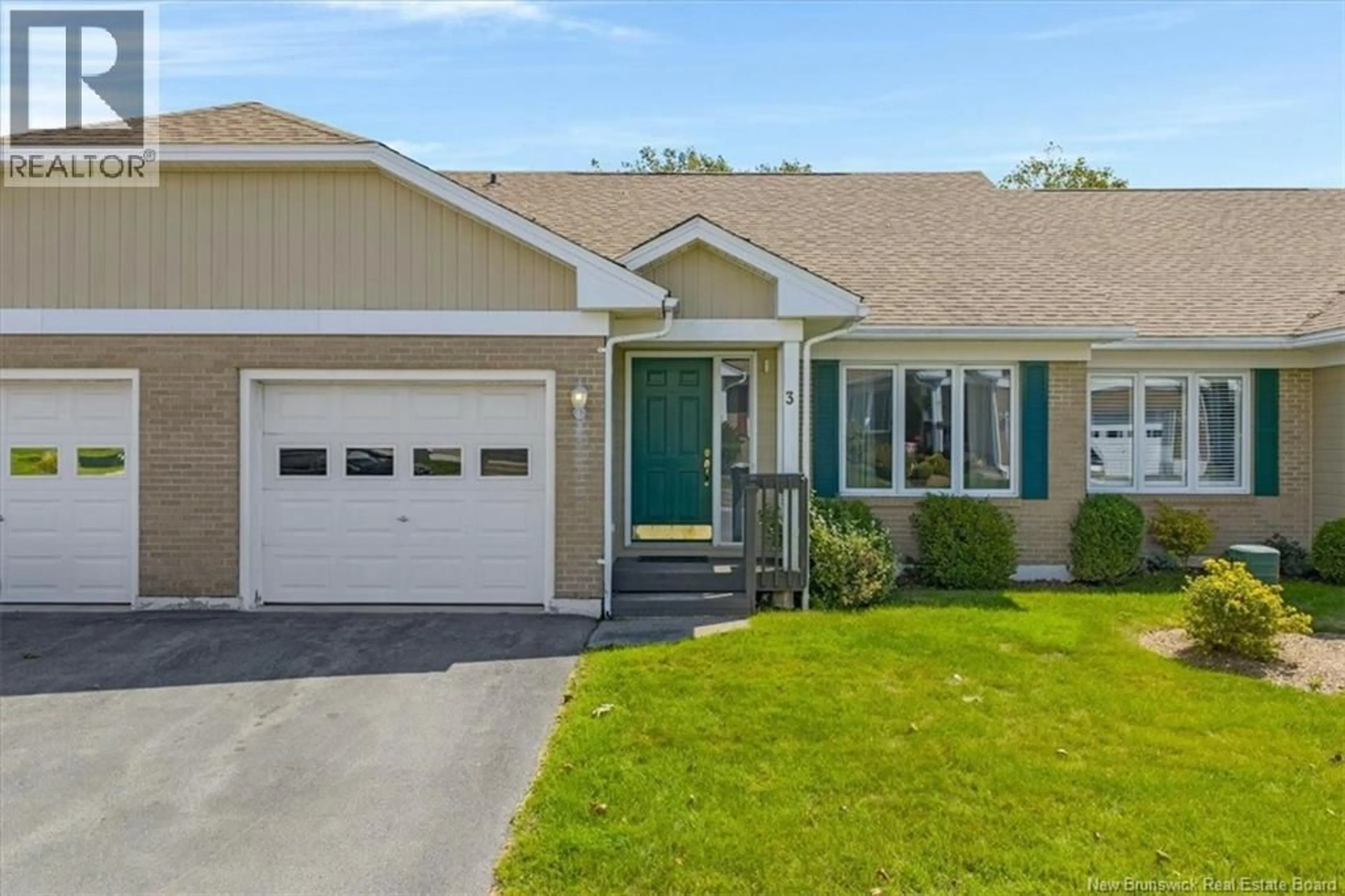 Home with vinyl exterior material, street for 3 ABBIE PLACE, Saint John New Brunswick E2M5T3