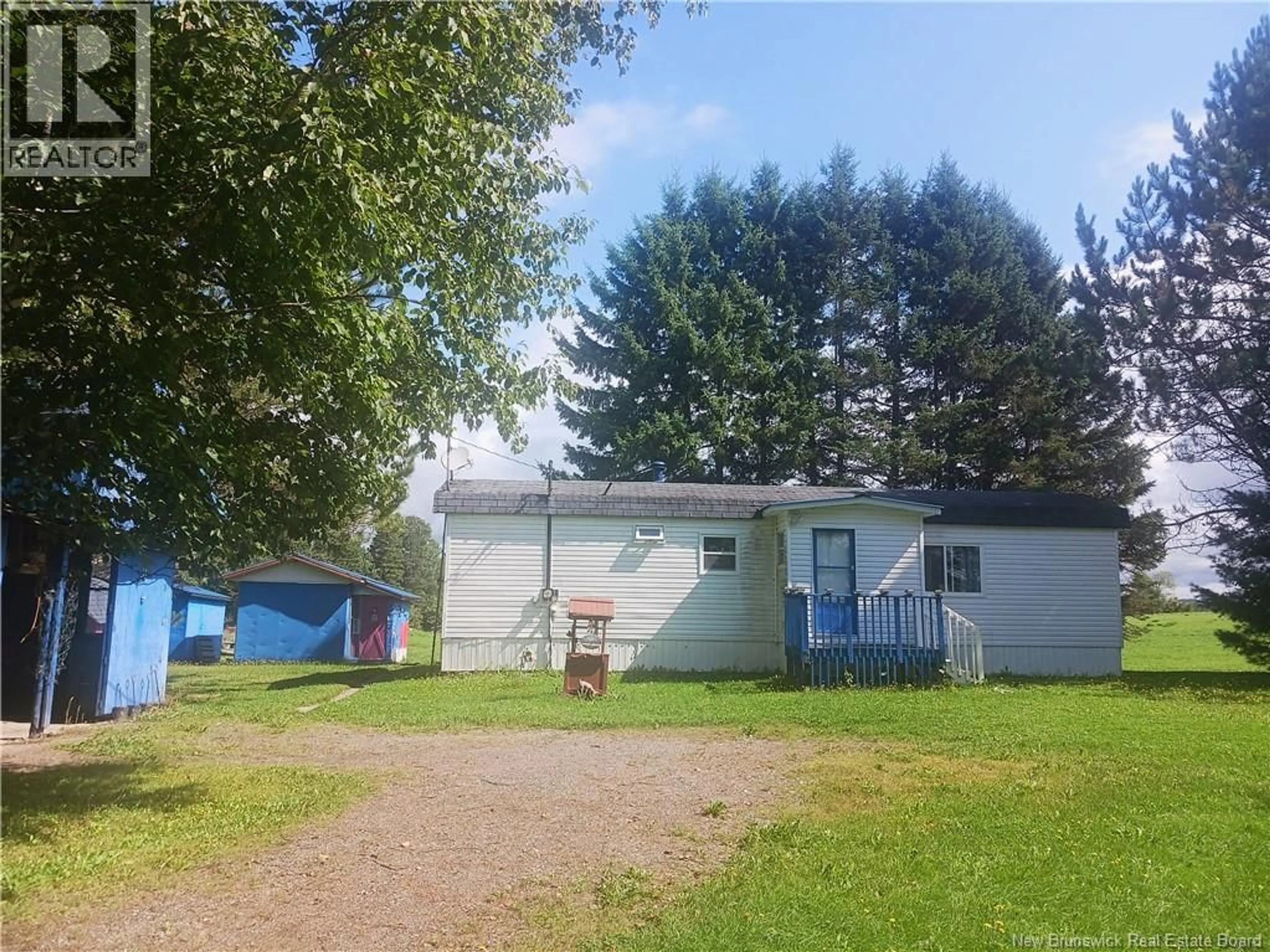 A pic from outside/outdoor area/front of a property/back of a property/a pic from drone, unknown for 491 ROSEDALE, Rosedale New Brunswick E7M3T8