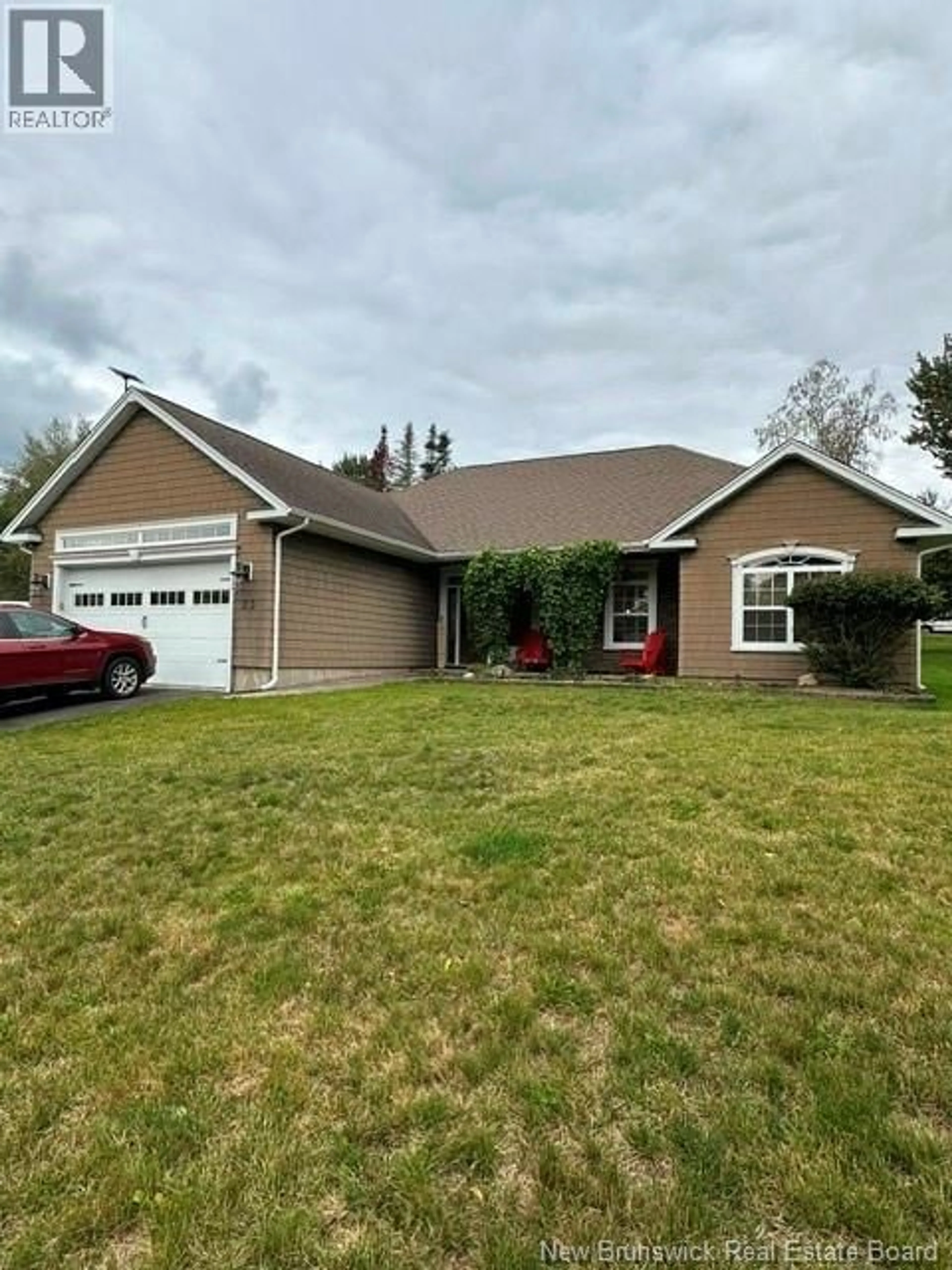 Home with vinyl exterior material, street for 23 HIGHFIELD ROAD, Douglas New Brunswick E3G7P6