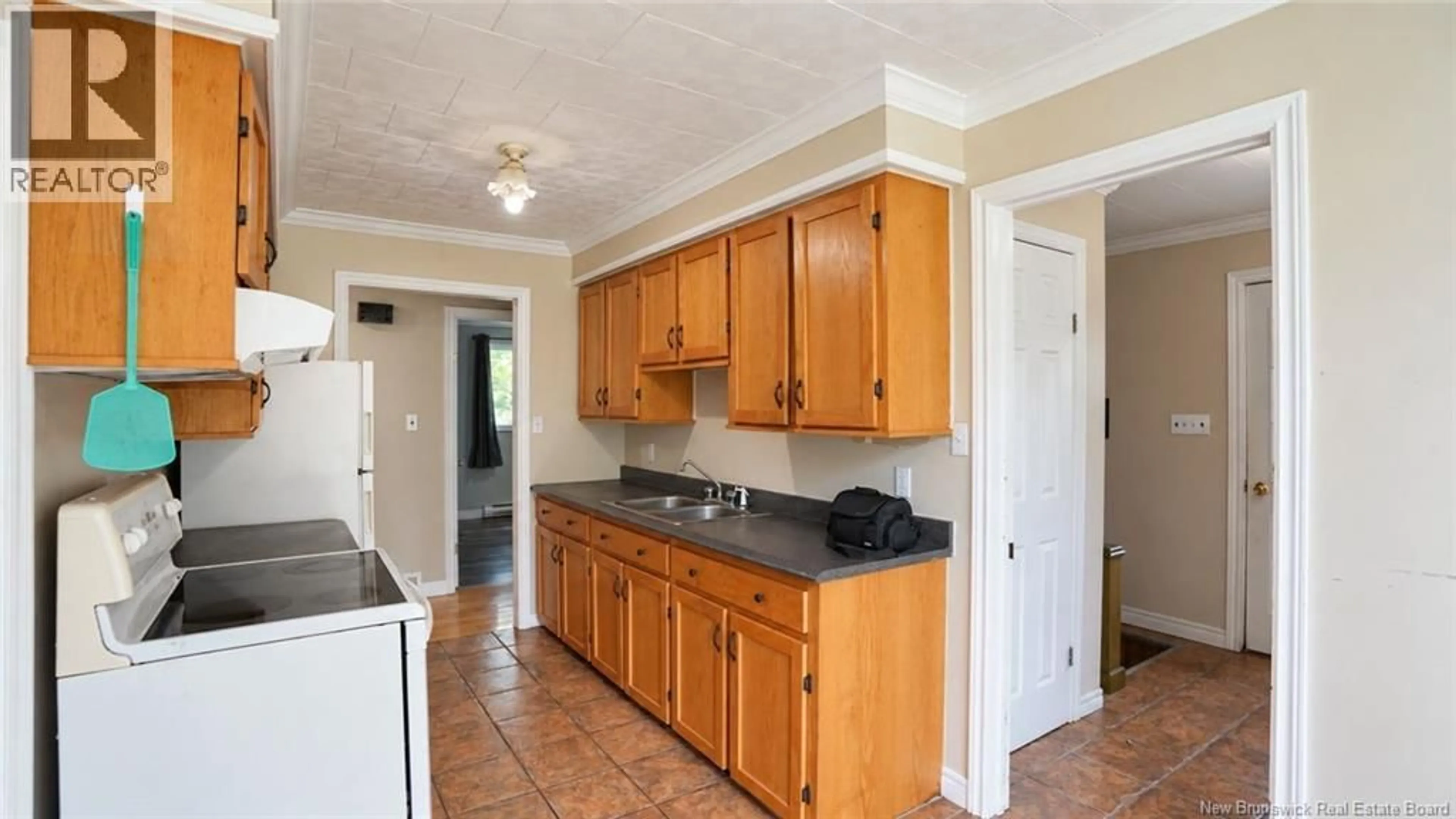 Standard kitchen, ceramic/tile floor for 2438 SORMANY, Sormany New Brunswick E8K2Z1