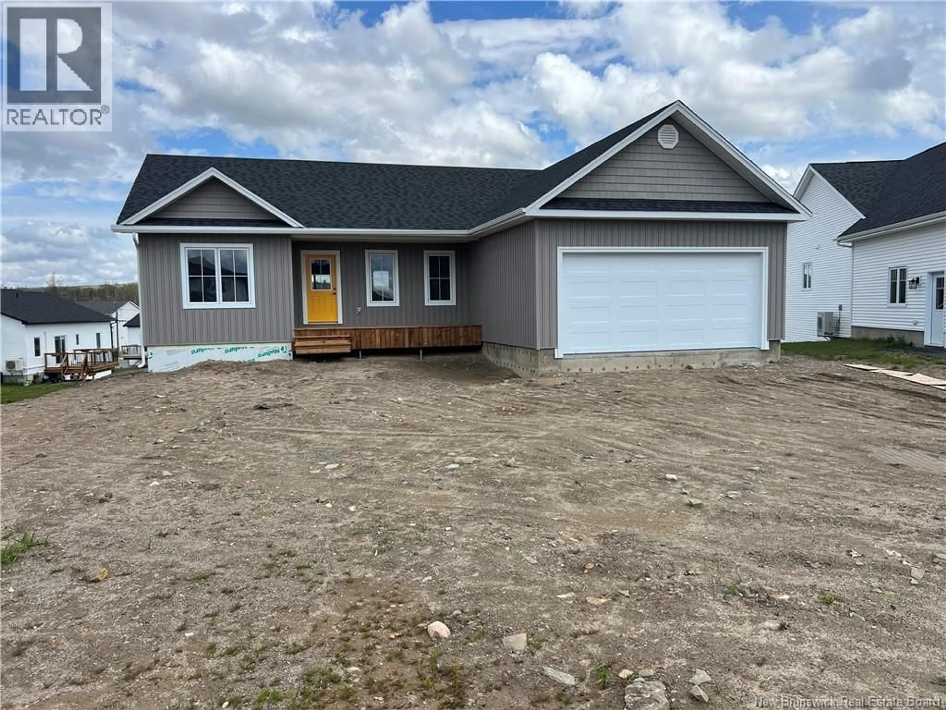 Home with vinyl exterior material, street for 13 GEYSSEN COURT, Fredericton New Brunswick E3G0K8