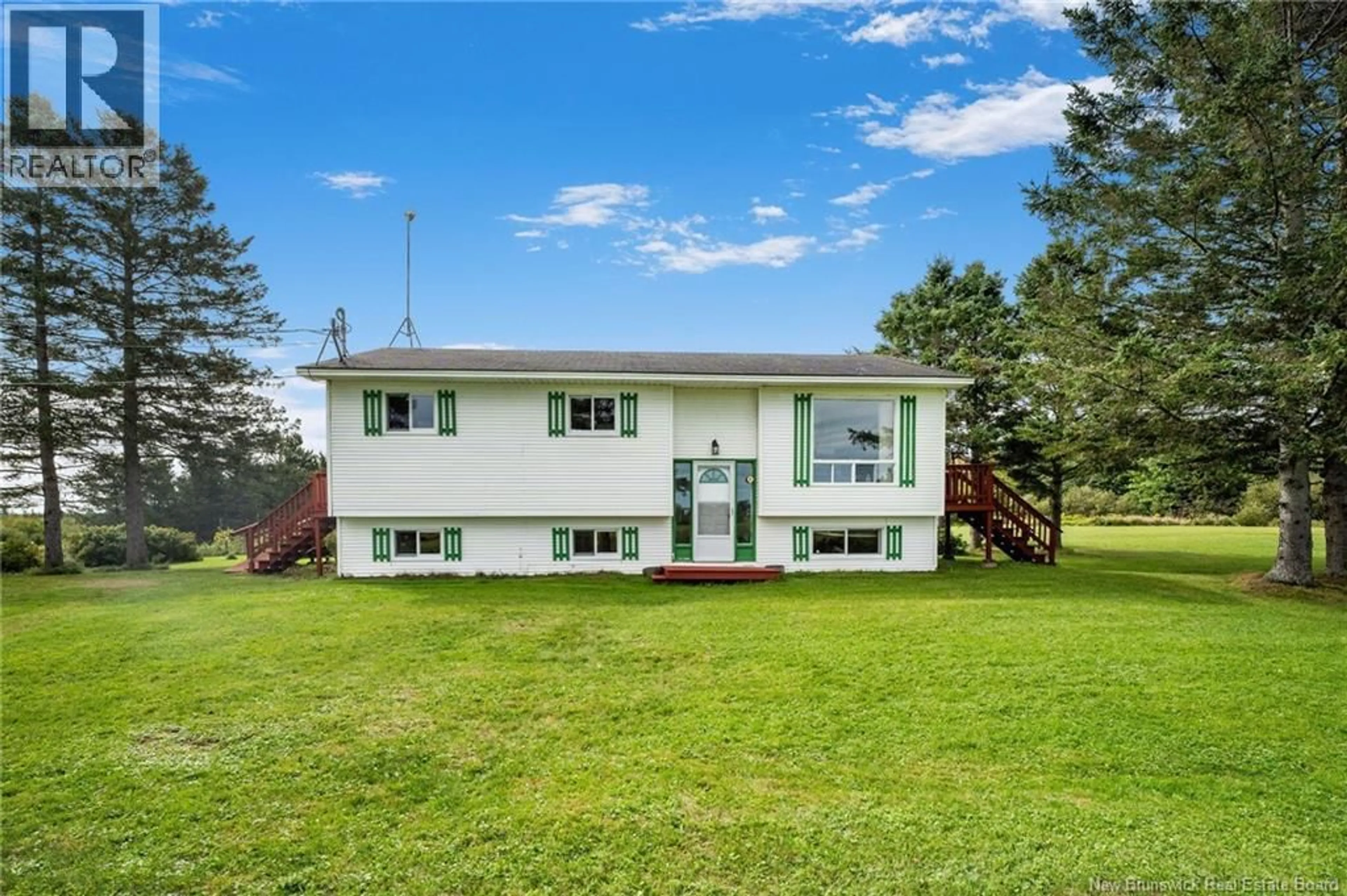 Home with vinyl exterior material, unknown for 537 ROUTE 636, Harvey New Brunswick E6K3A3