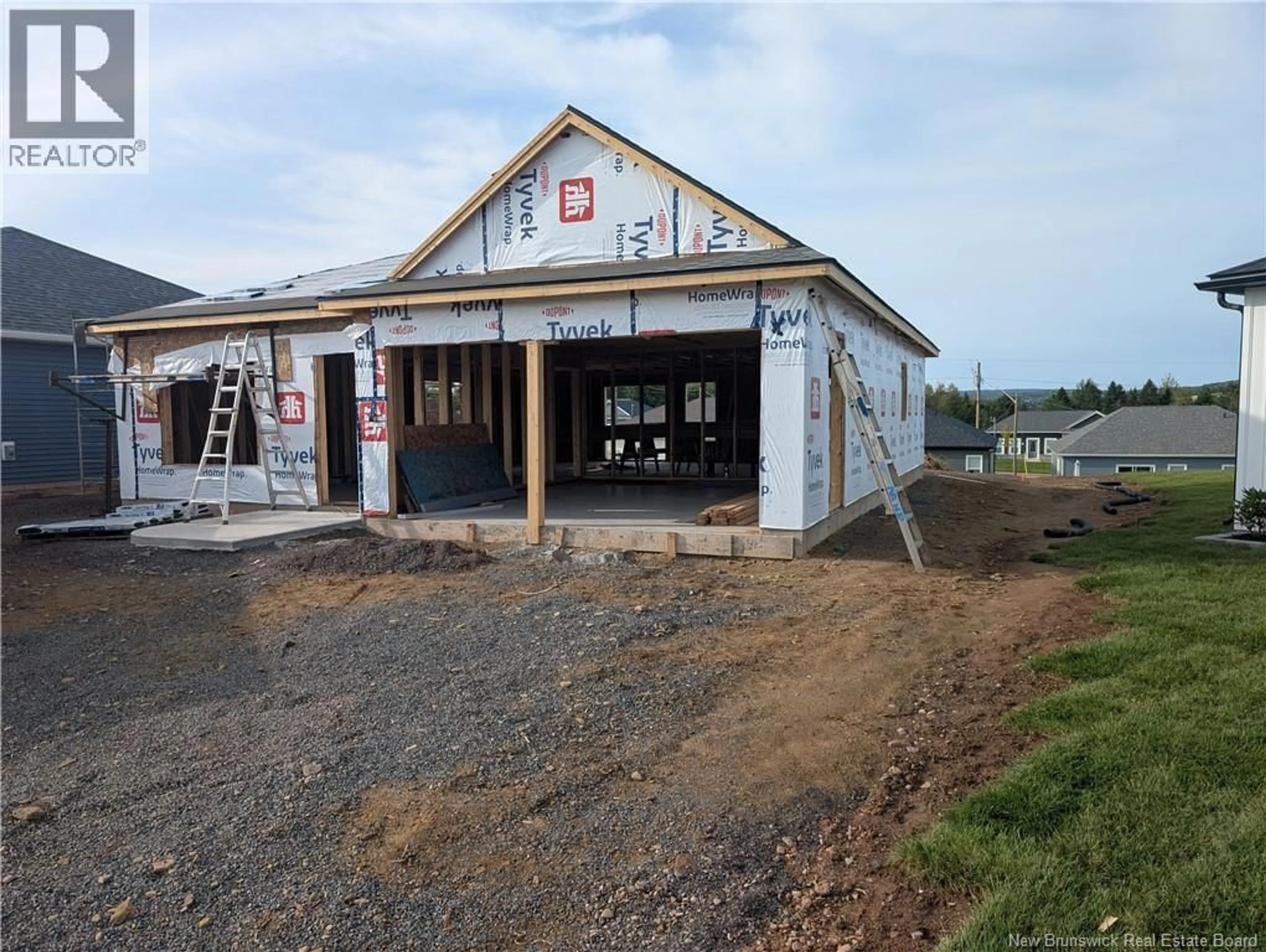 Indoor garage for 45 HUGH CRESCENT, Sussex Corner New Brunswick E4E0M6