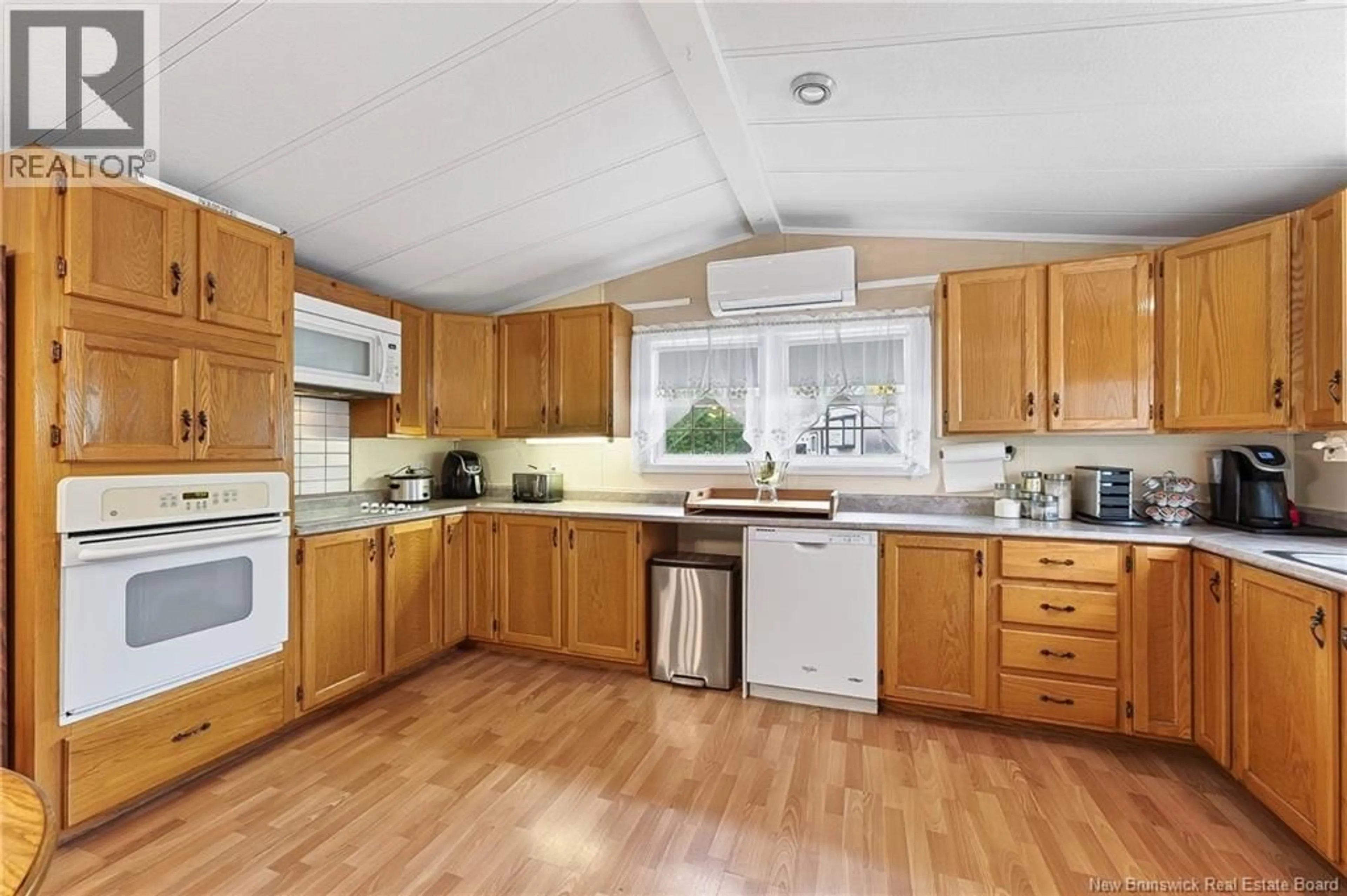 Standard kitchen, unknown for 5017 ROUTE 127, Chamcook New Brunswick E5B2Z9