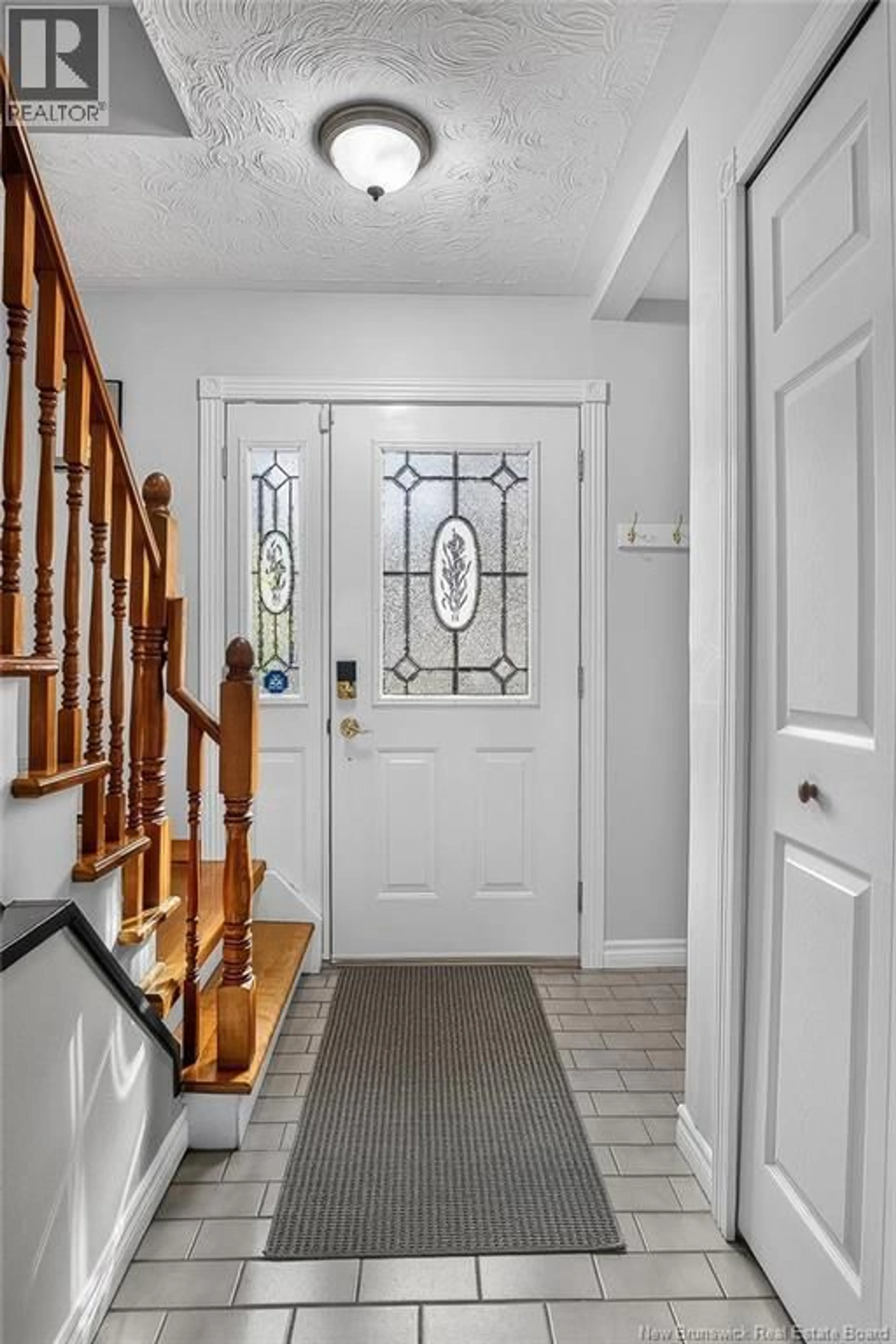 Indoor entryway for 6 ISLAY DRIVE, Rothesay New Brunswick E2E3J1