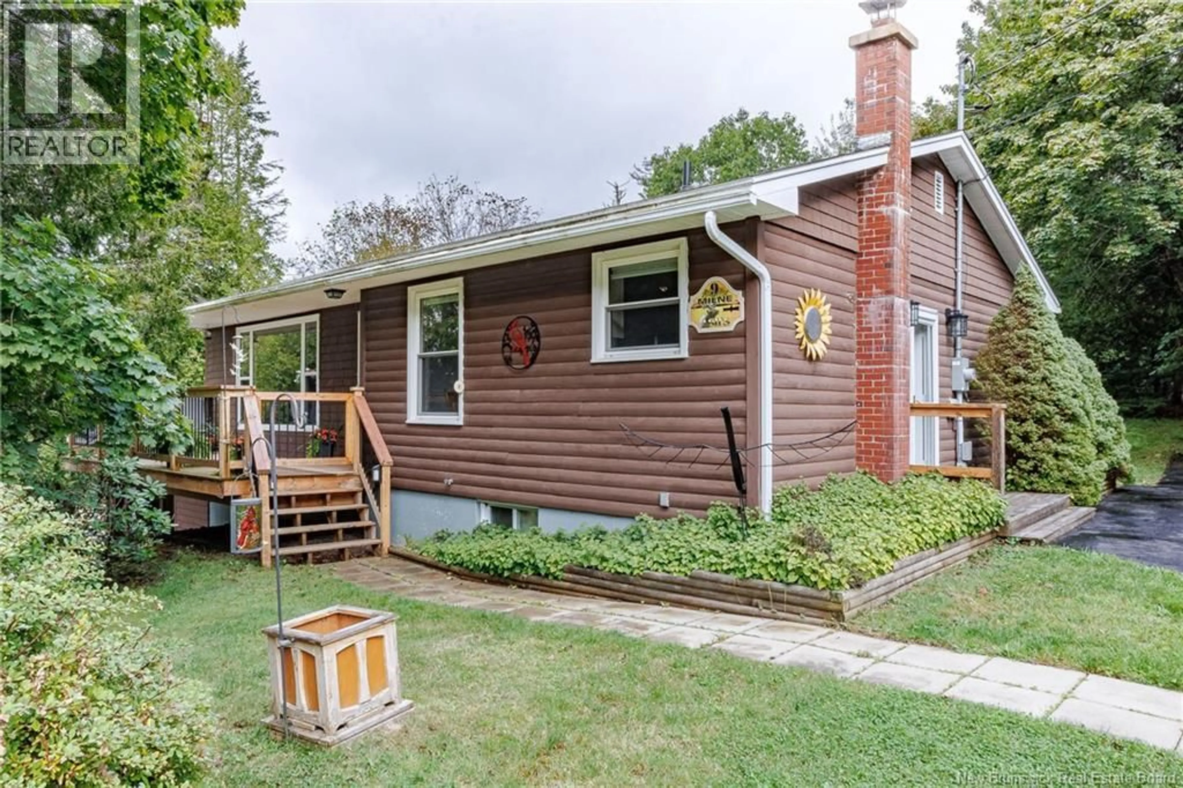 Home with vinyl exterior material, street for 9 MILNE STREET, Rothesay New Brunswick E2E1Y8