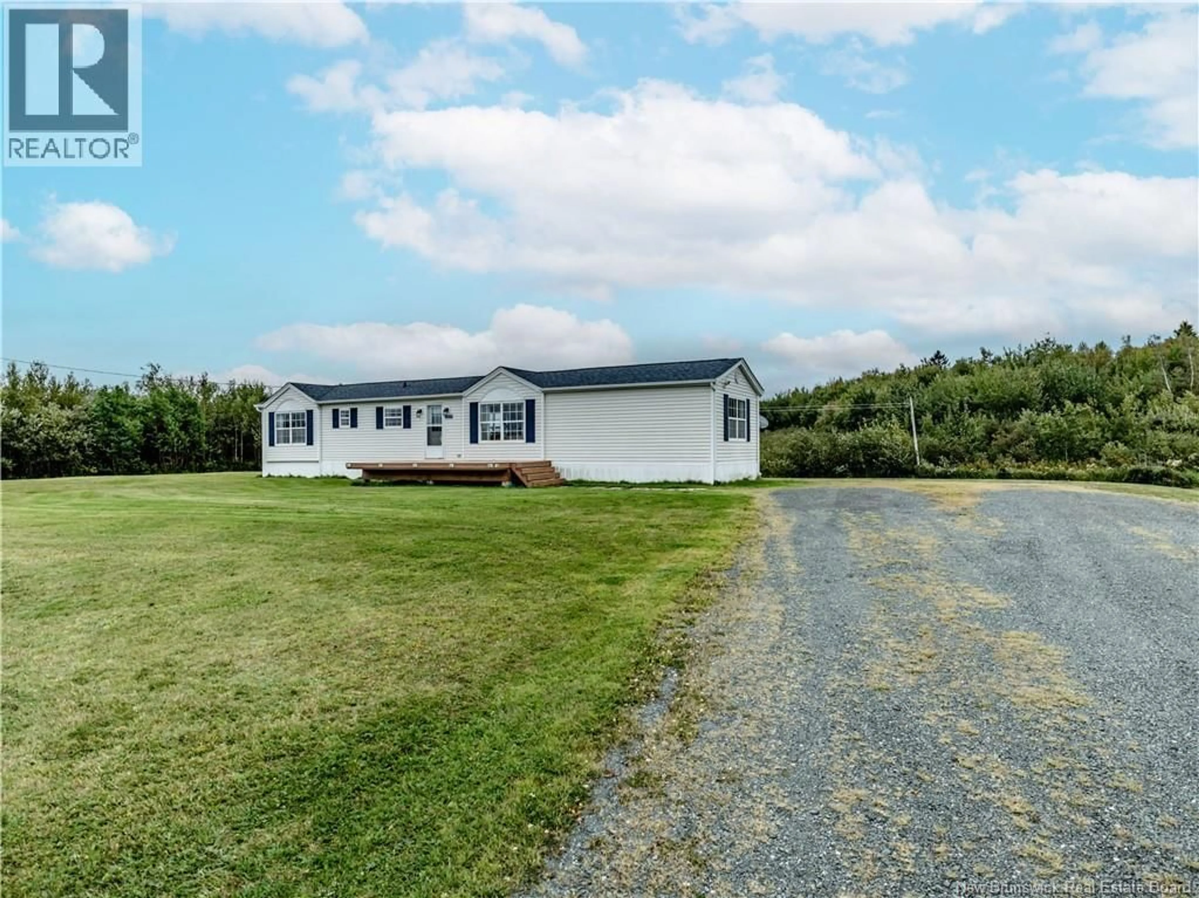 A pic from outside/outdoor area/front of a property/back of a property/a pic from drone, water/lake/river/ocean view for 3509 ROUTE 117, Pointe-Sapin New Brunswick E9A1T1