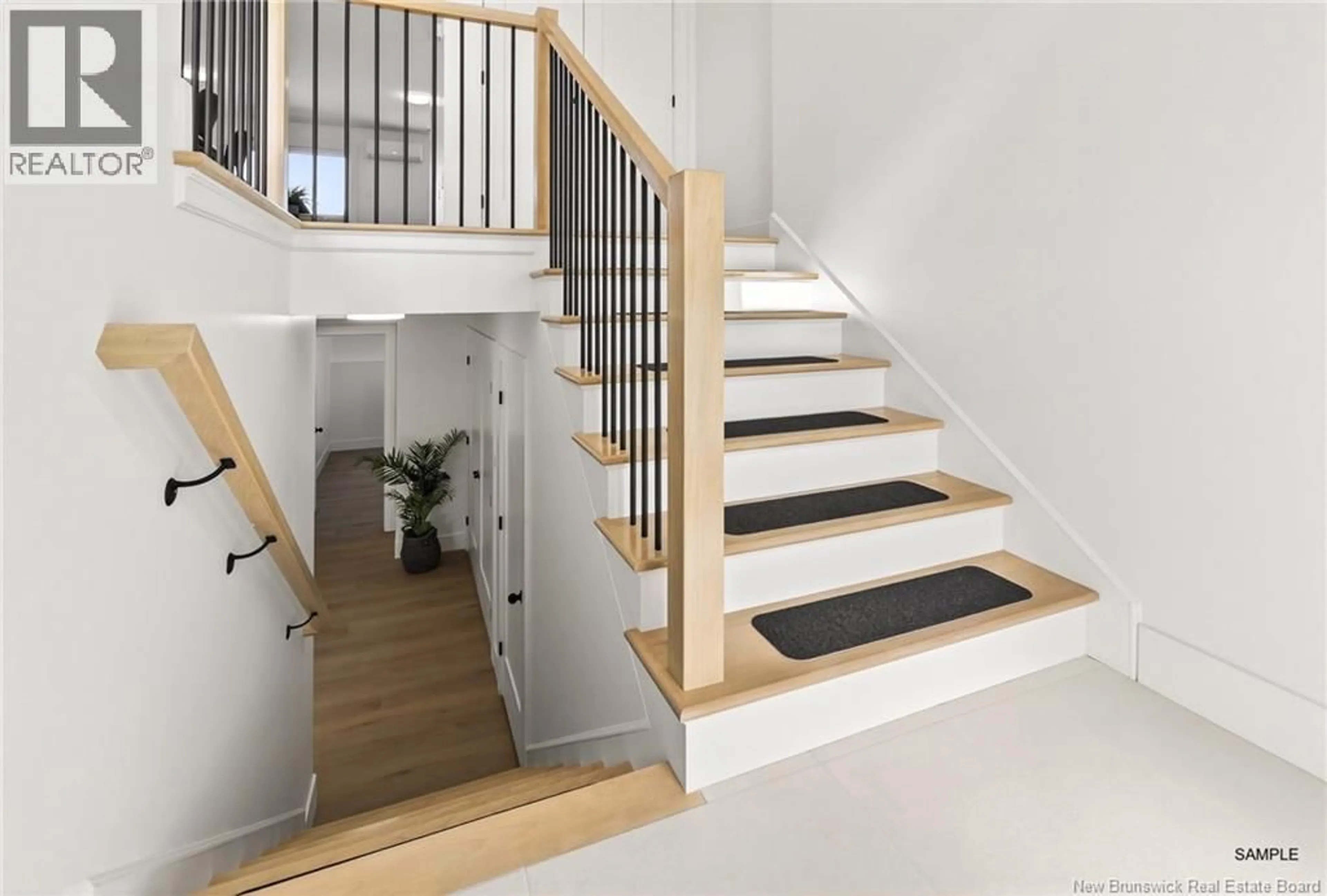 Stairs for 38 ADÉO-ROSE STREET, Memramcook New Brunswick E4K0E9