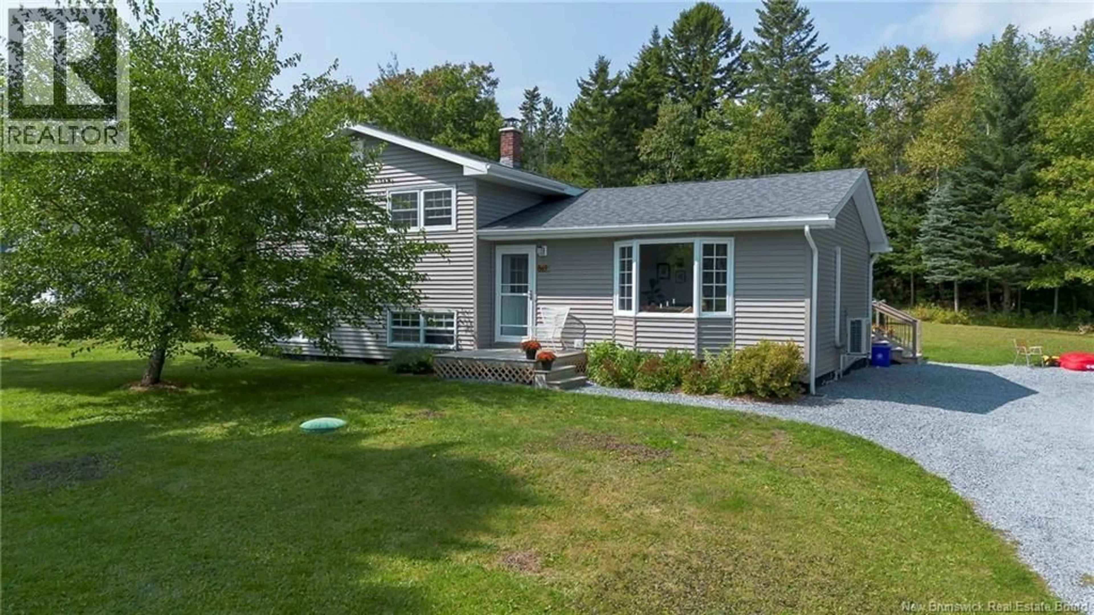 Home with vinyl exterior material, street for 869 GOLDEN GROVE ROAD, Saint John New Brunswick E2H2V8