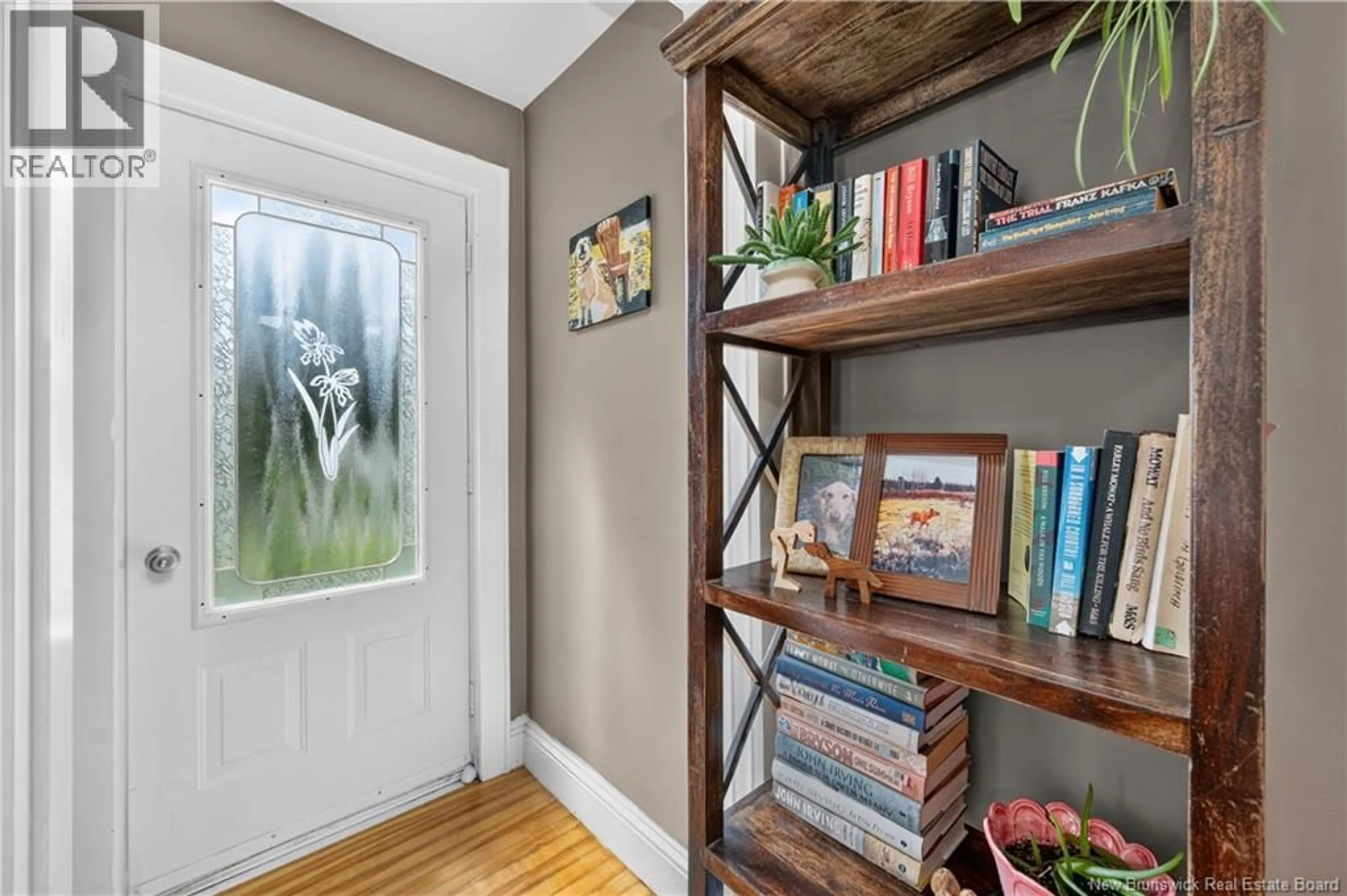 Indoor entryway for 6 SPRING STREET, Petitcodiac New Brunswick E4Z4W5