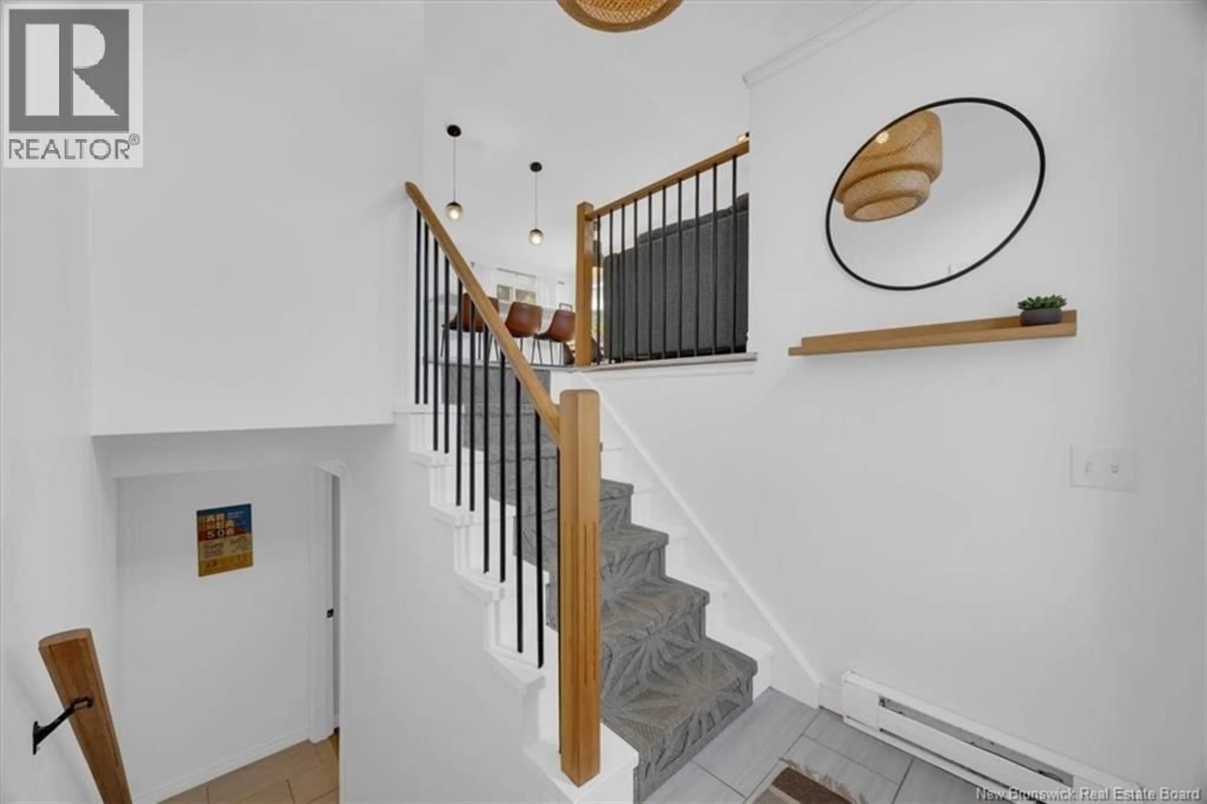 Indoor foyer for 40 GAELIC DRIVE, Saint John New Brunswick E2M5S7