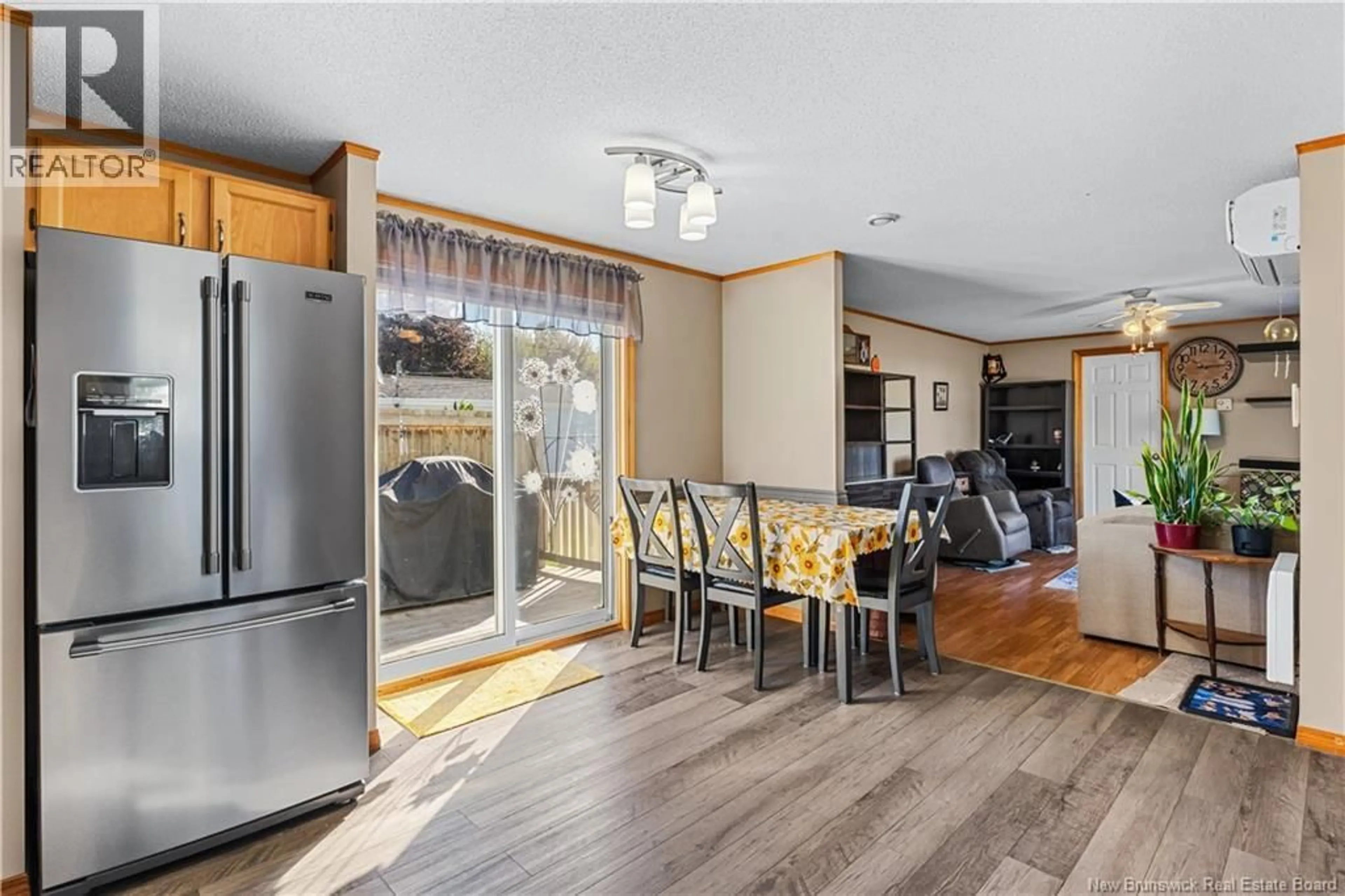 Open concept kitchen, unknown for 10 PERIDOT STREET, Moncton New Brunswick E1H3E5