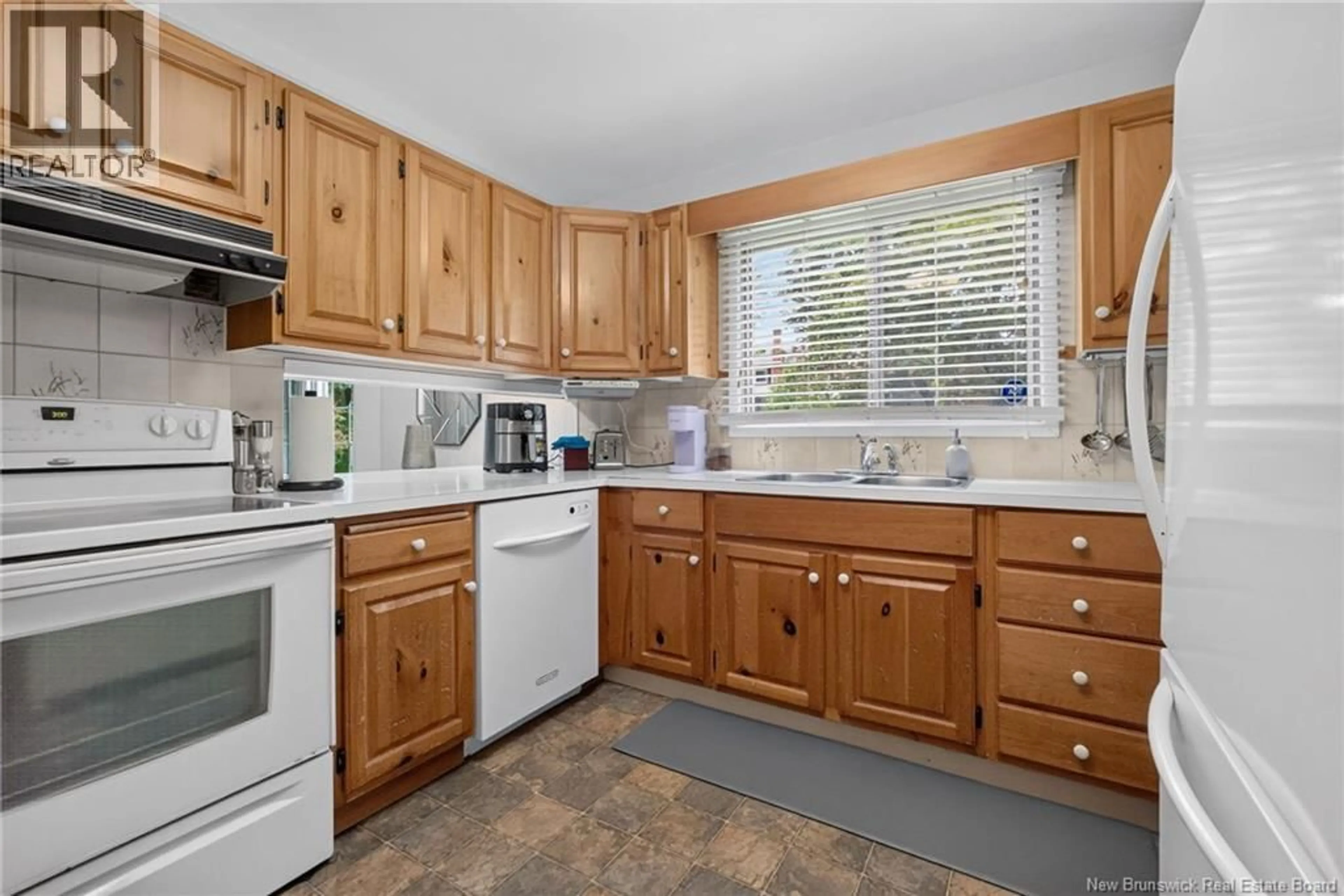Standard kitchen, ceramic/tile floor for 230 MACBEATH AVENUE, Moncton New Brunswick E1C7A3