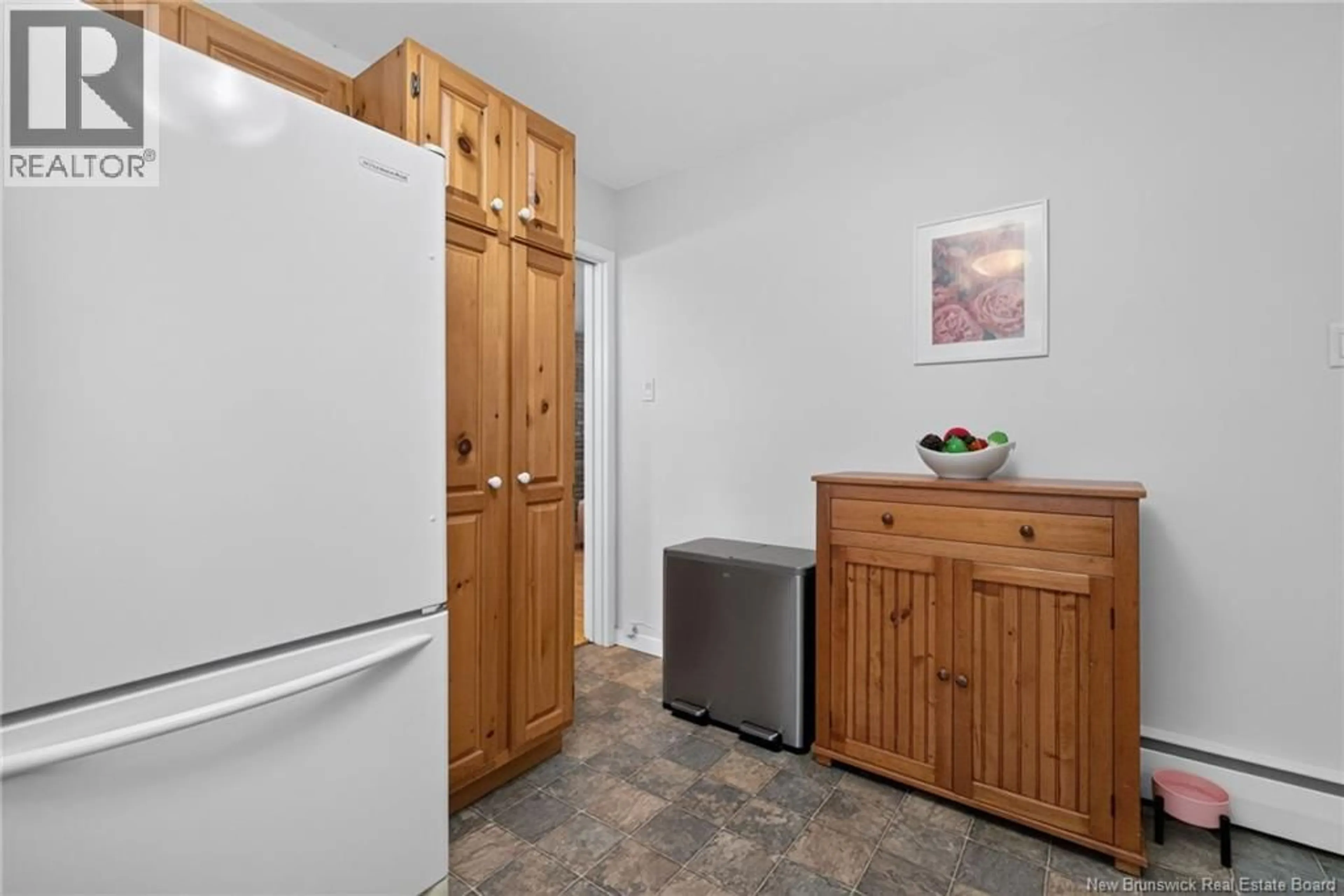 Standard kitchen, ceramic/tile floor for 230 MACBEATH AVENUE, Moncton New Brunswick E1C7A3