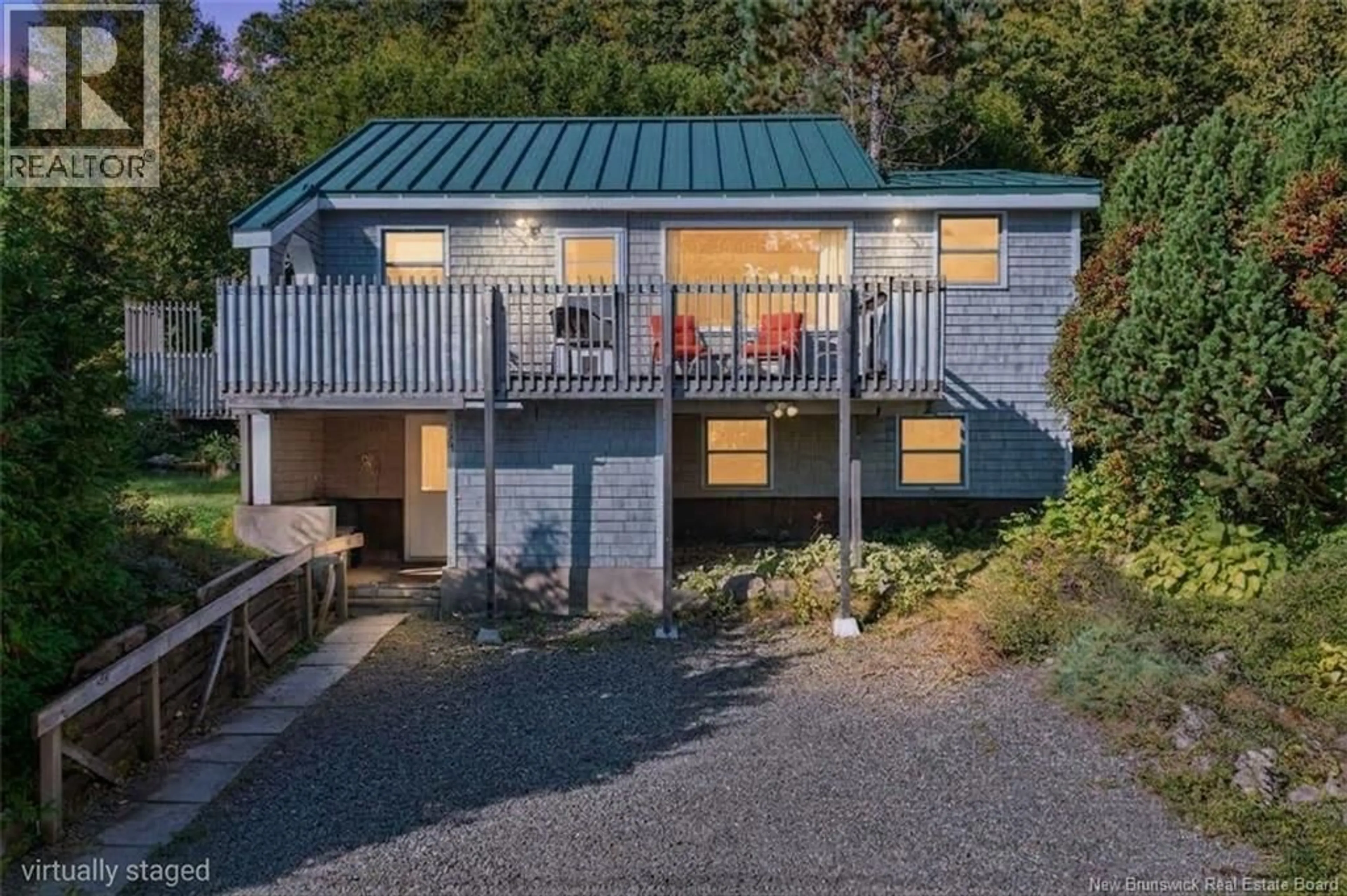 A pic from outside/outdoor area/front of a property/back of a property/a pic from drone, unknown for 28 YOUNG STREET, Grand Bay-Westfield New Brunswick E5K2P8