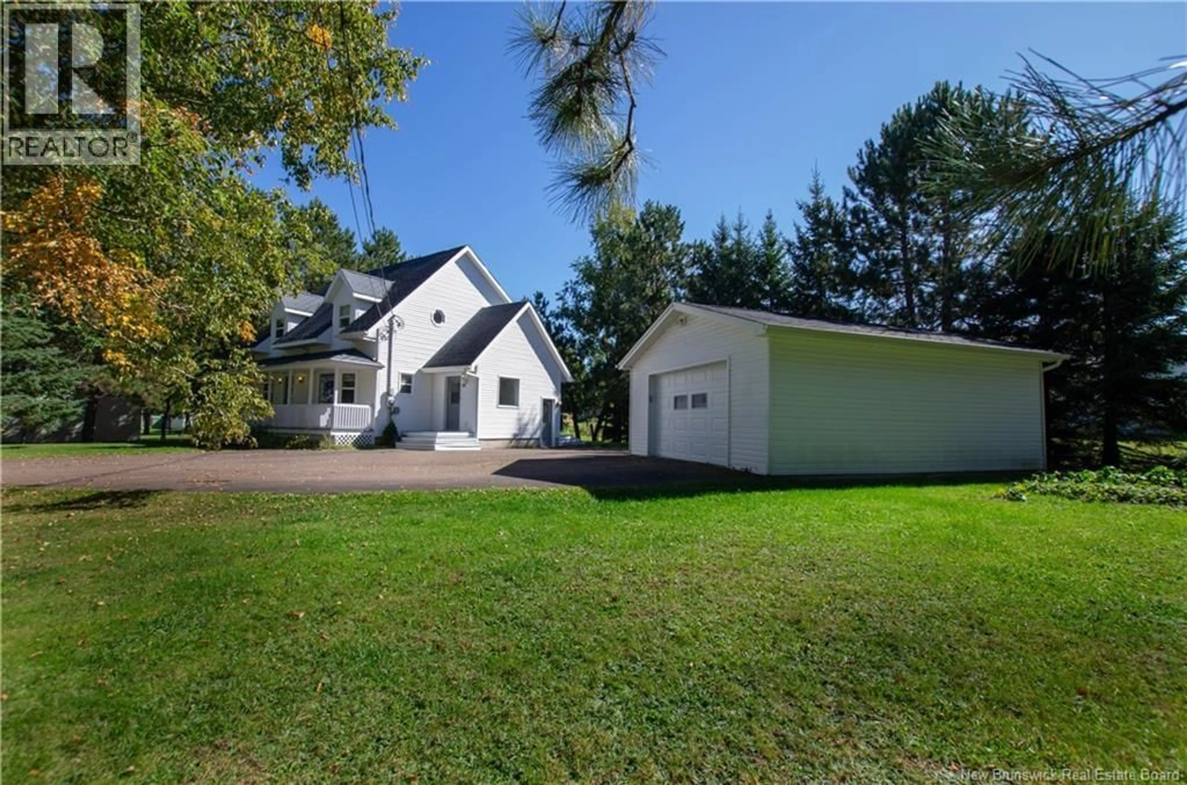 A pic from outside/outdoor area/front of a property/back of a property/a pic from drone, unknown for 15 DORAL AVENUE, Saint-Antoine New Brunswick E4V4K2