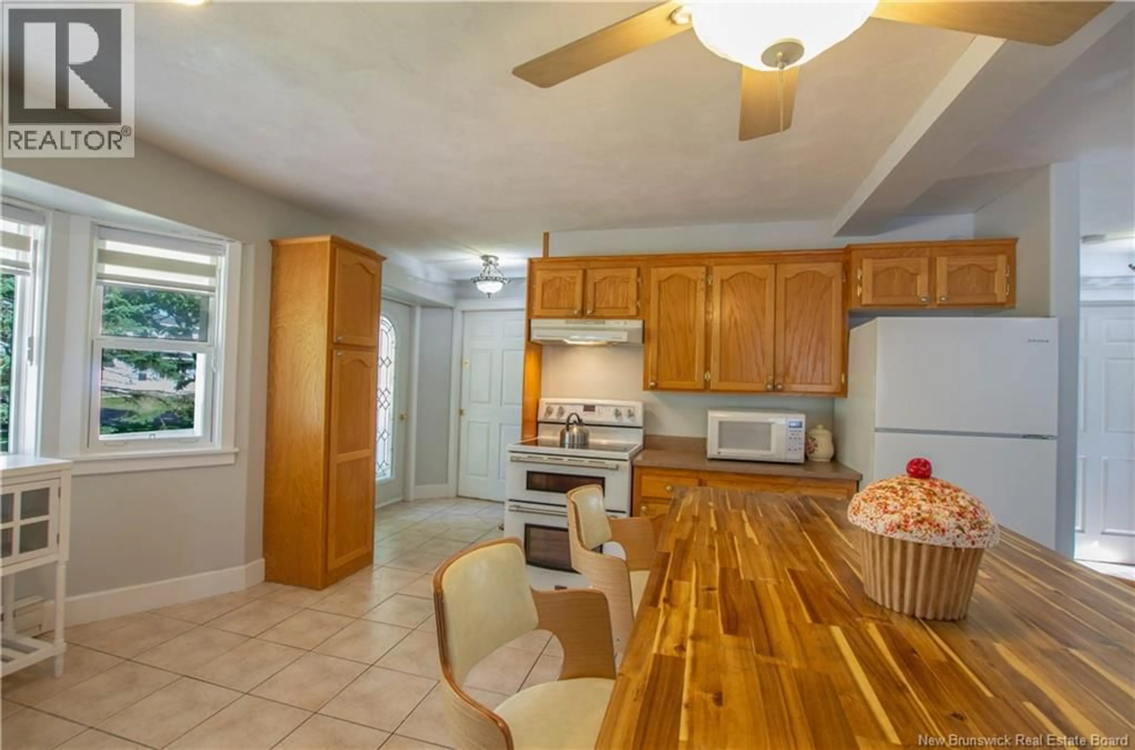 Standard kitchen, ceramic/tile floor for 15 DORAL AVENUE, Saint-Antoine New Brunswick E4V4K2