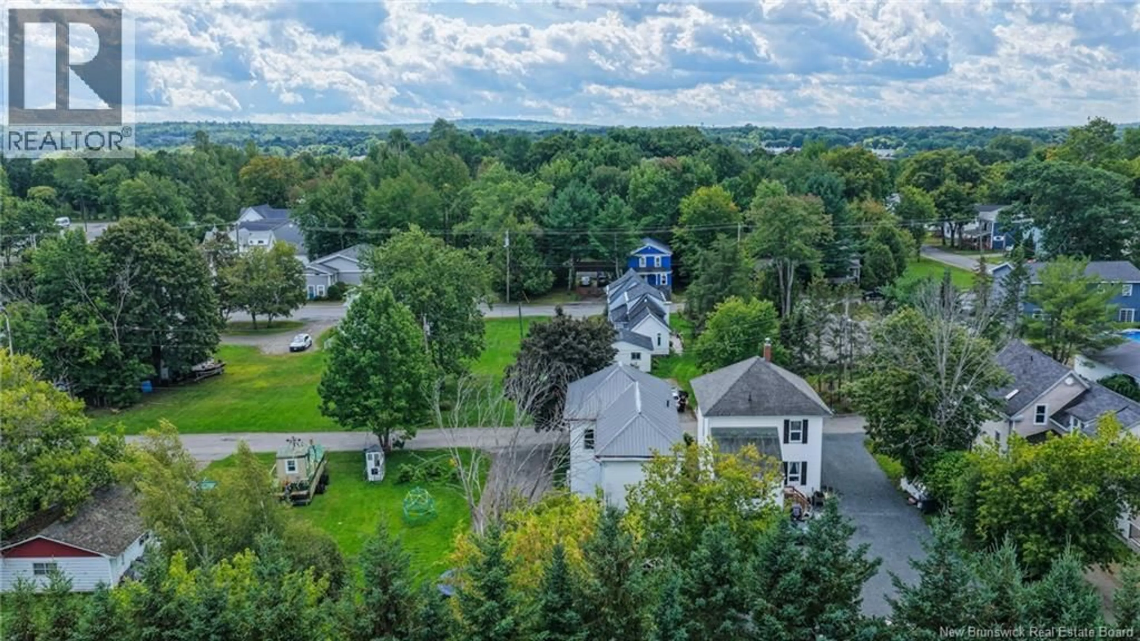 A pic from outside/outdoor area/front of a property/back of a property/a pic from drone, unknown for 9 TILLEY STREET, St. Stephen New Brunswick E3L2T1